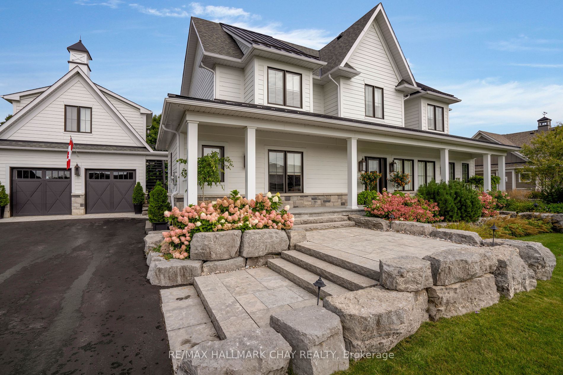 6 Georgian Grande Drive