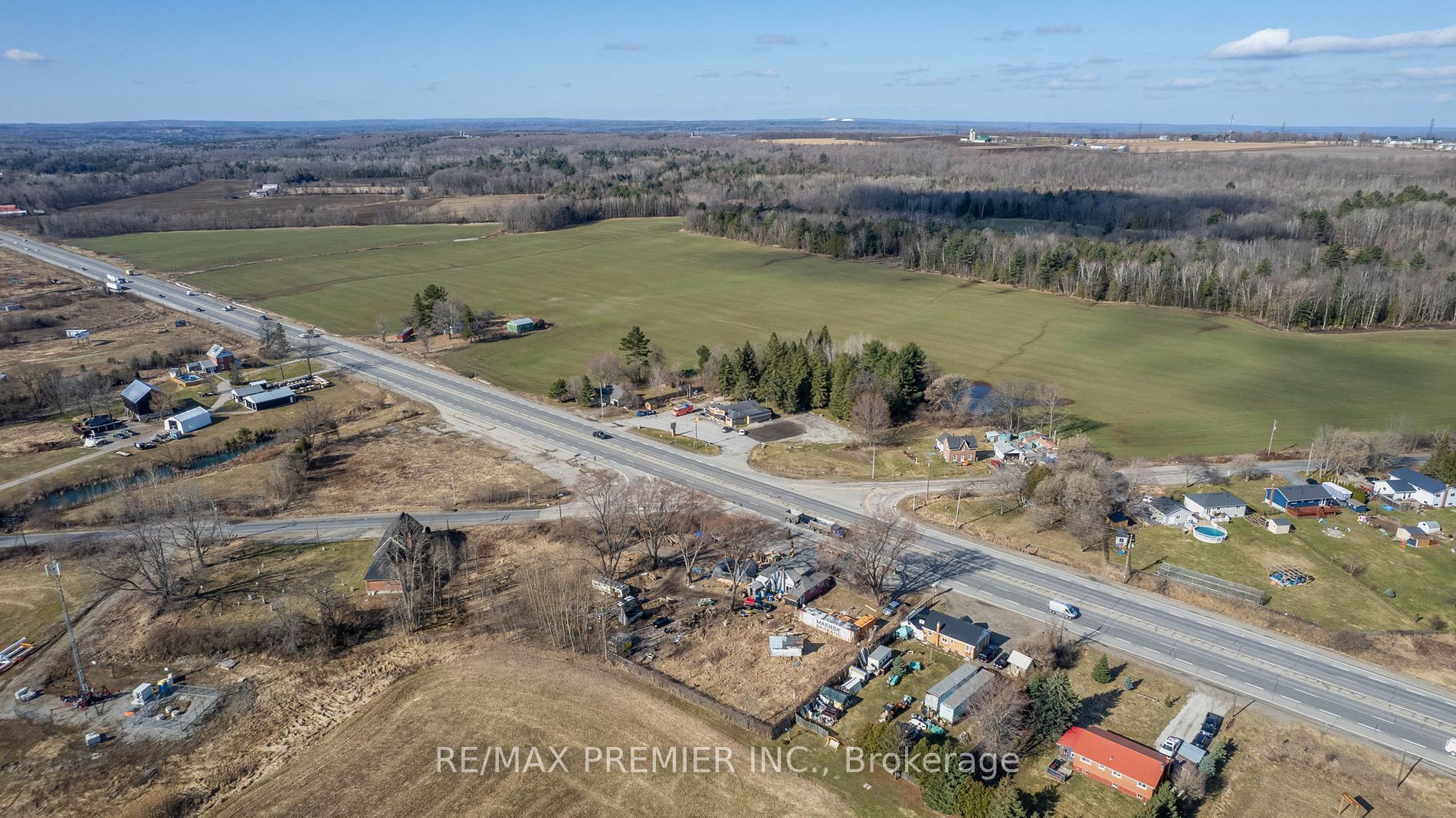 8665 Hwy 11