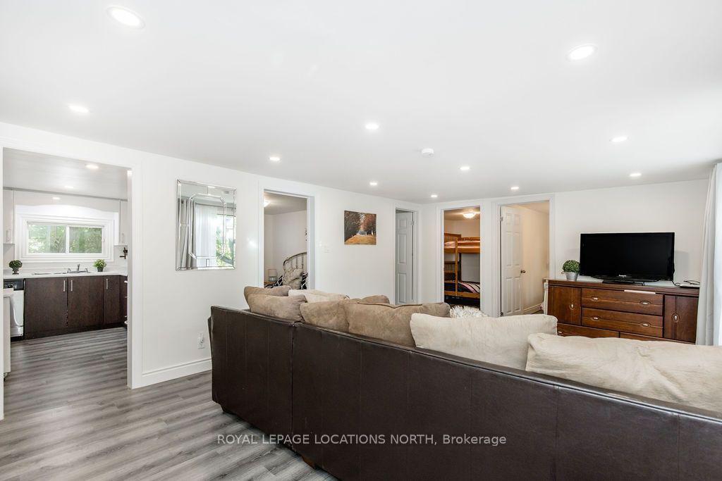 1221 River Road E