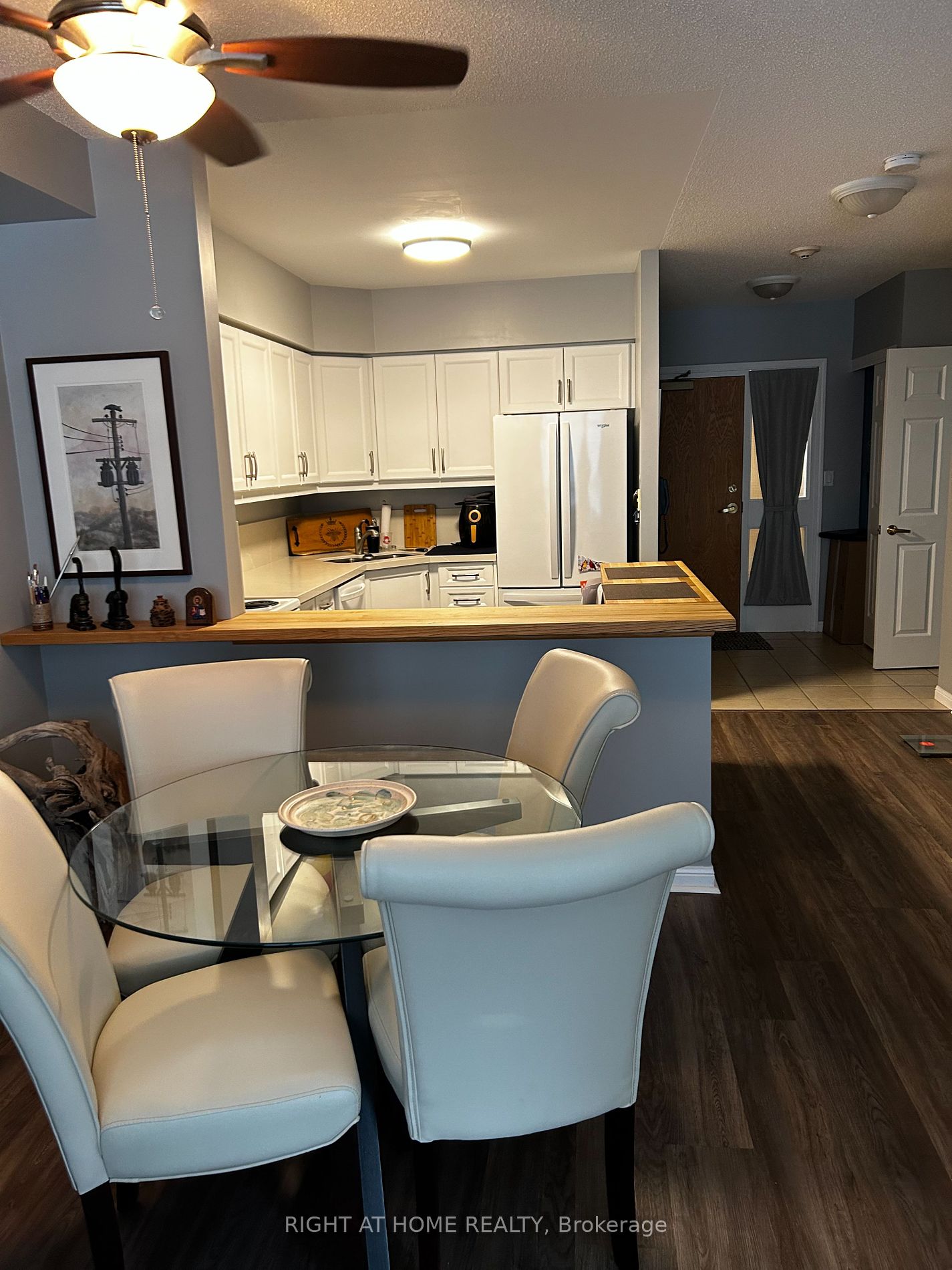 90 Dean Avenue #203