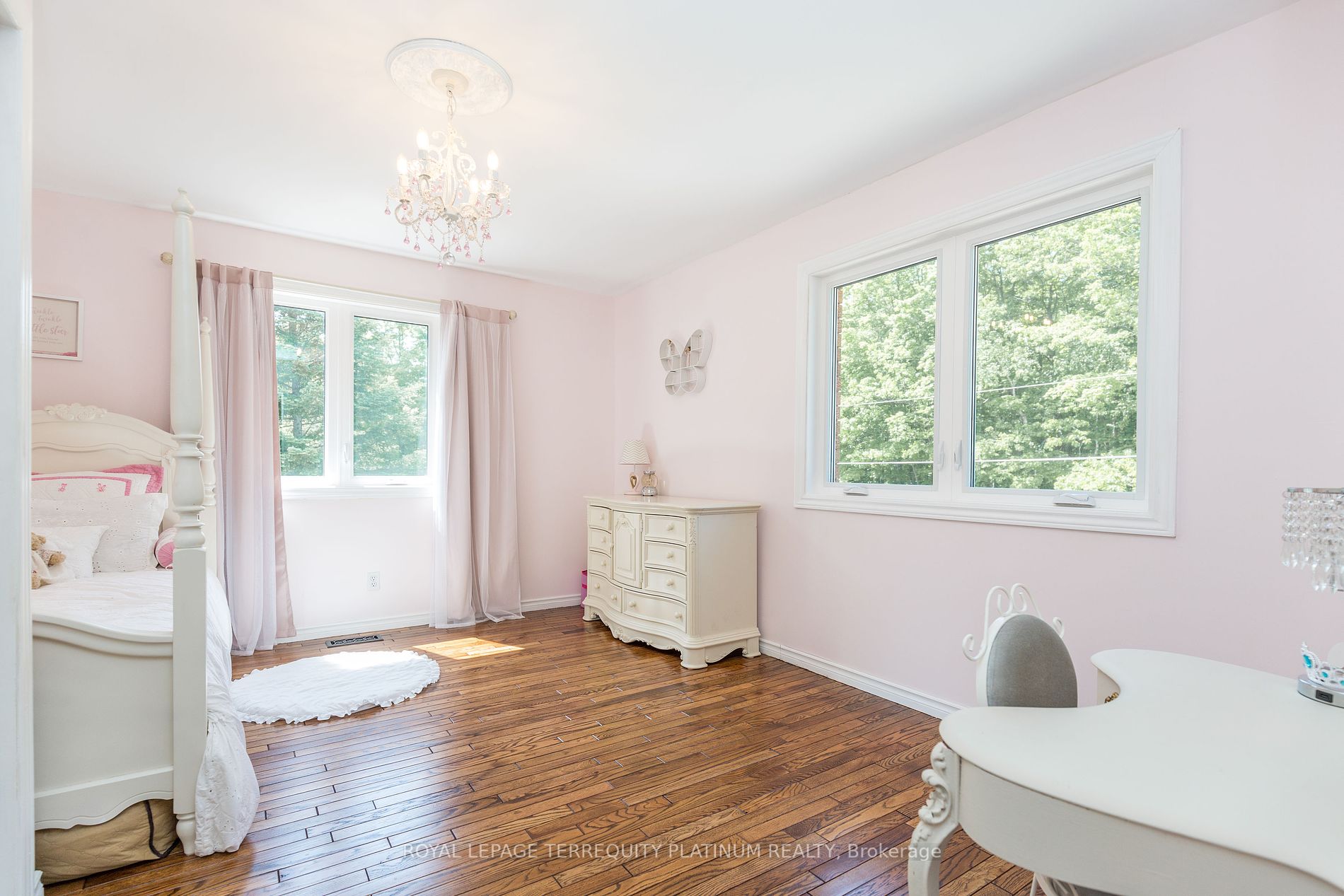 136 Wolfe Trail
