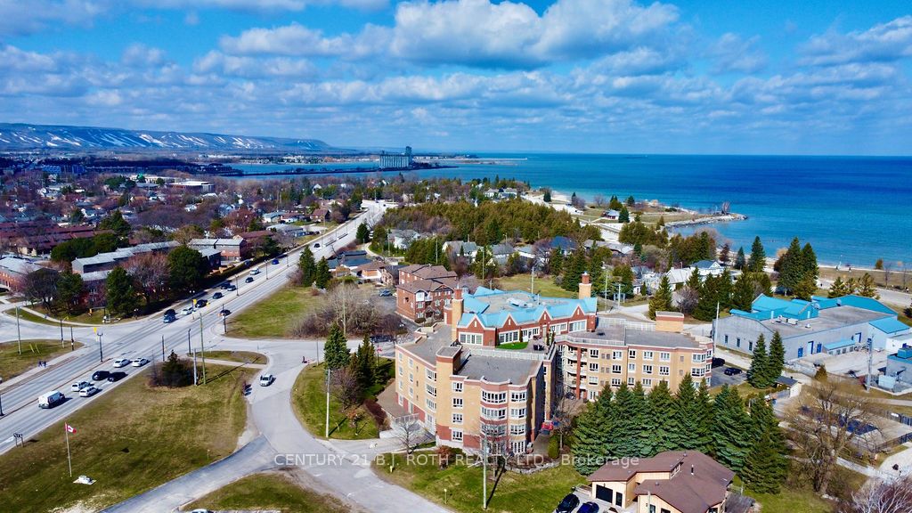 16 Raglan Street, #304