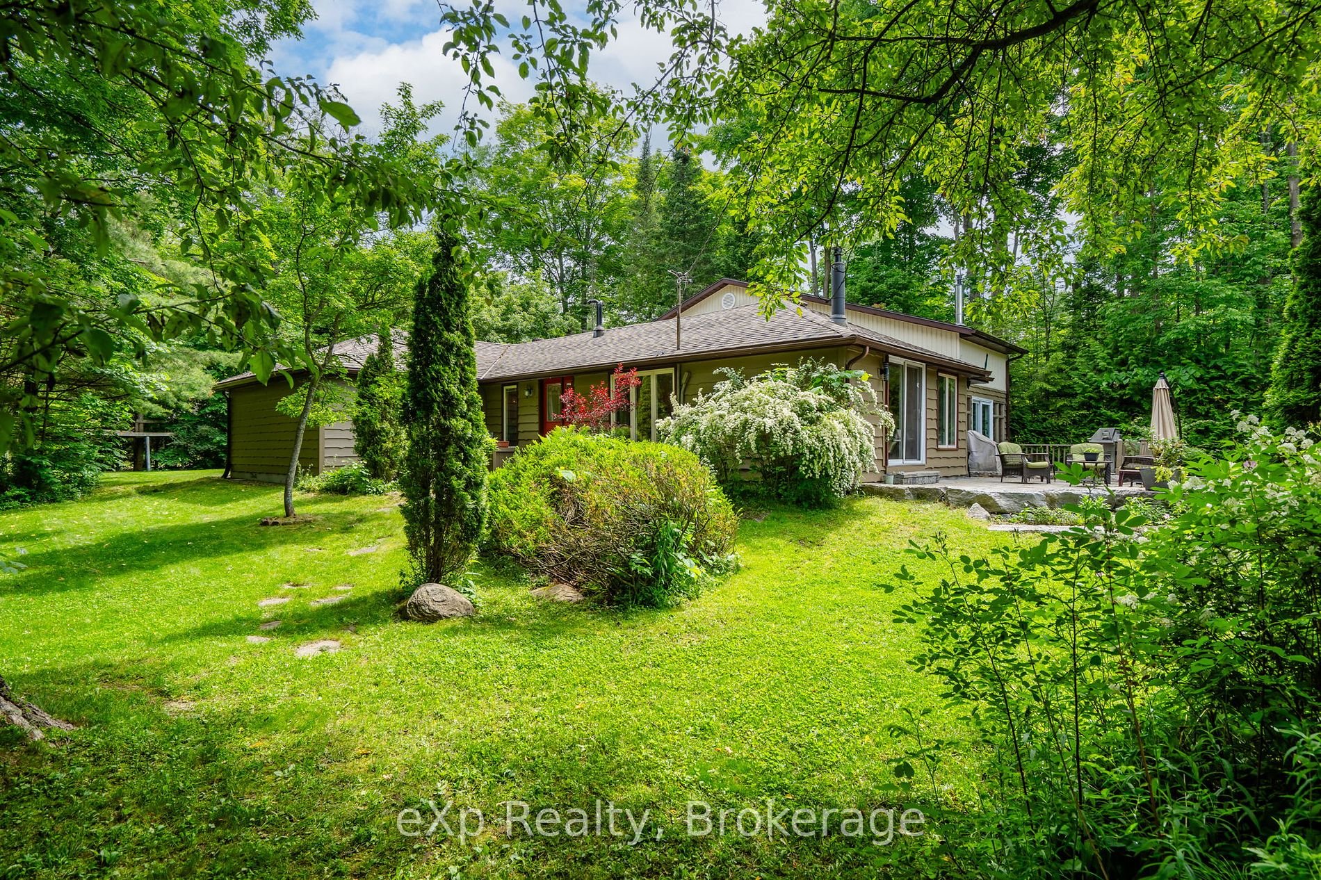 2148 Champlain Road