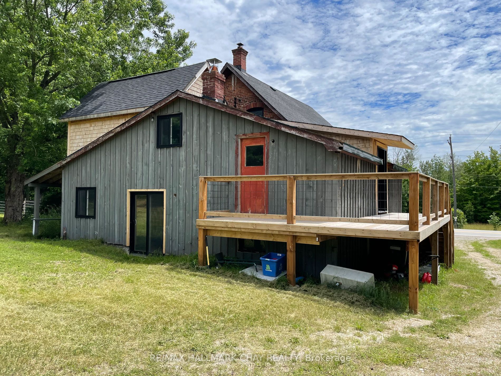 1998 Old Barrie Road E