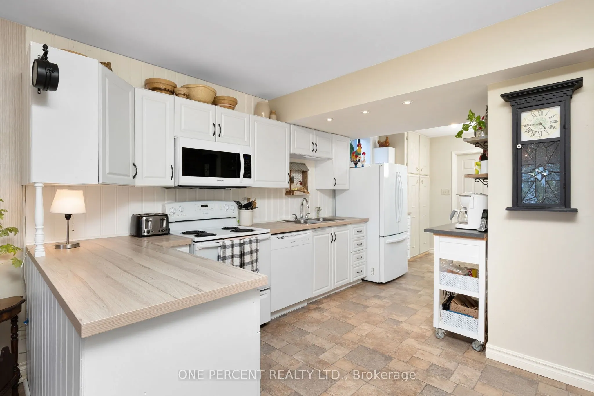 238 Robins Point Road