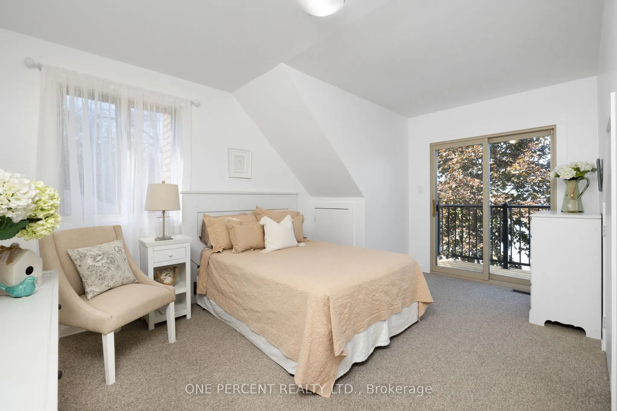 238 Robins Point Road