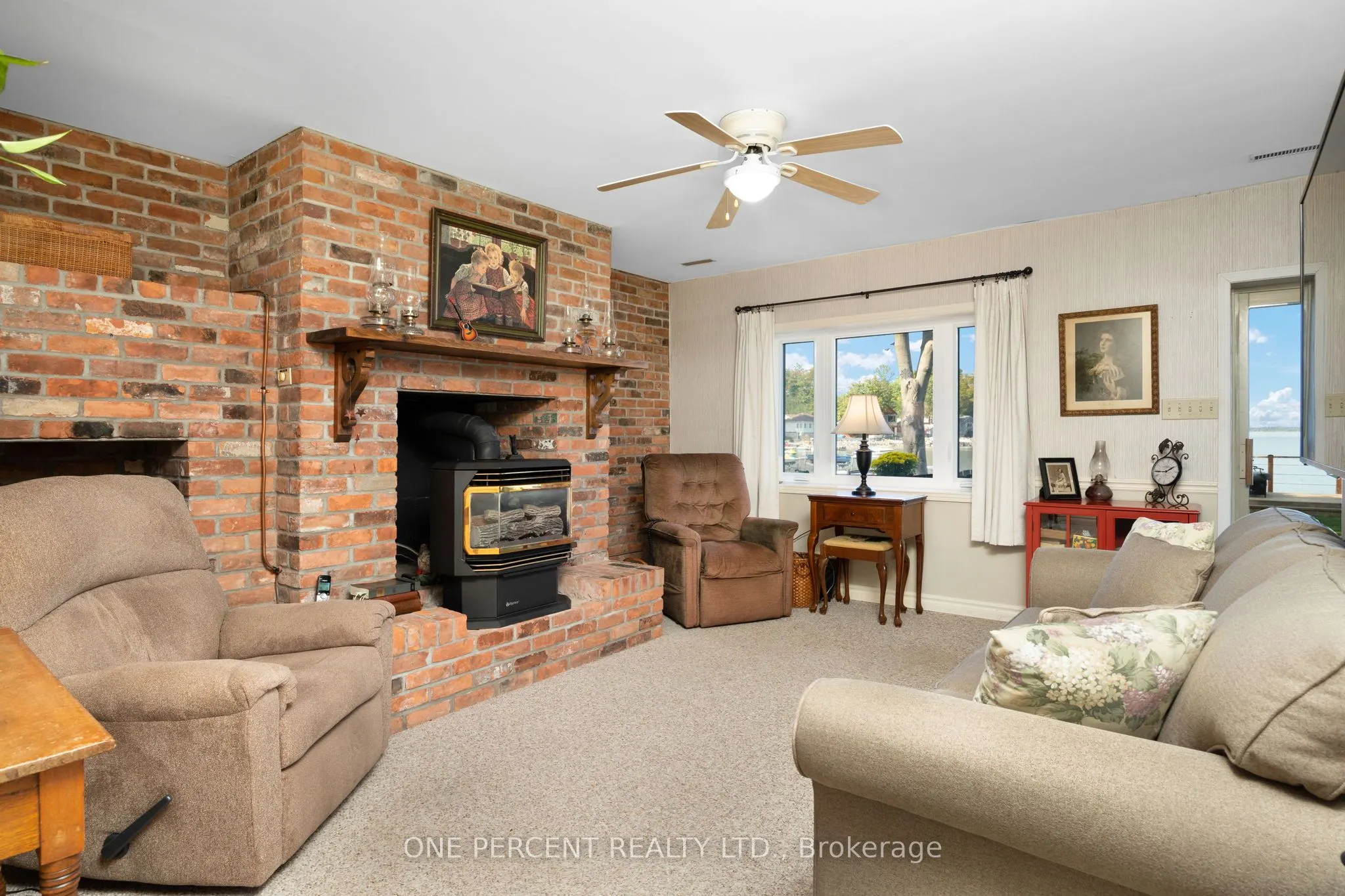 238 Robins Point Road