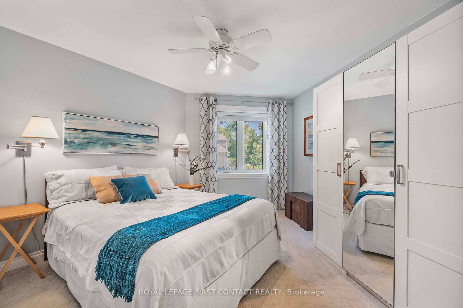 20 Tiny Beaches Road N