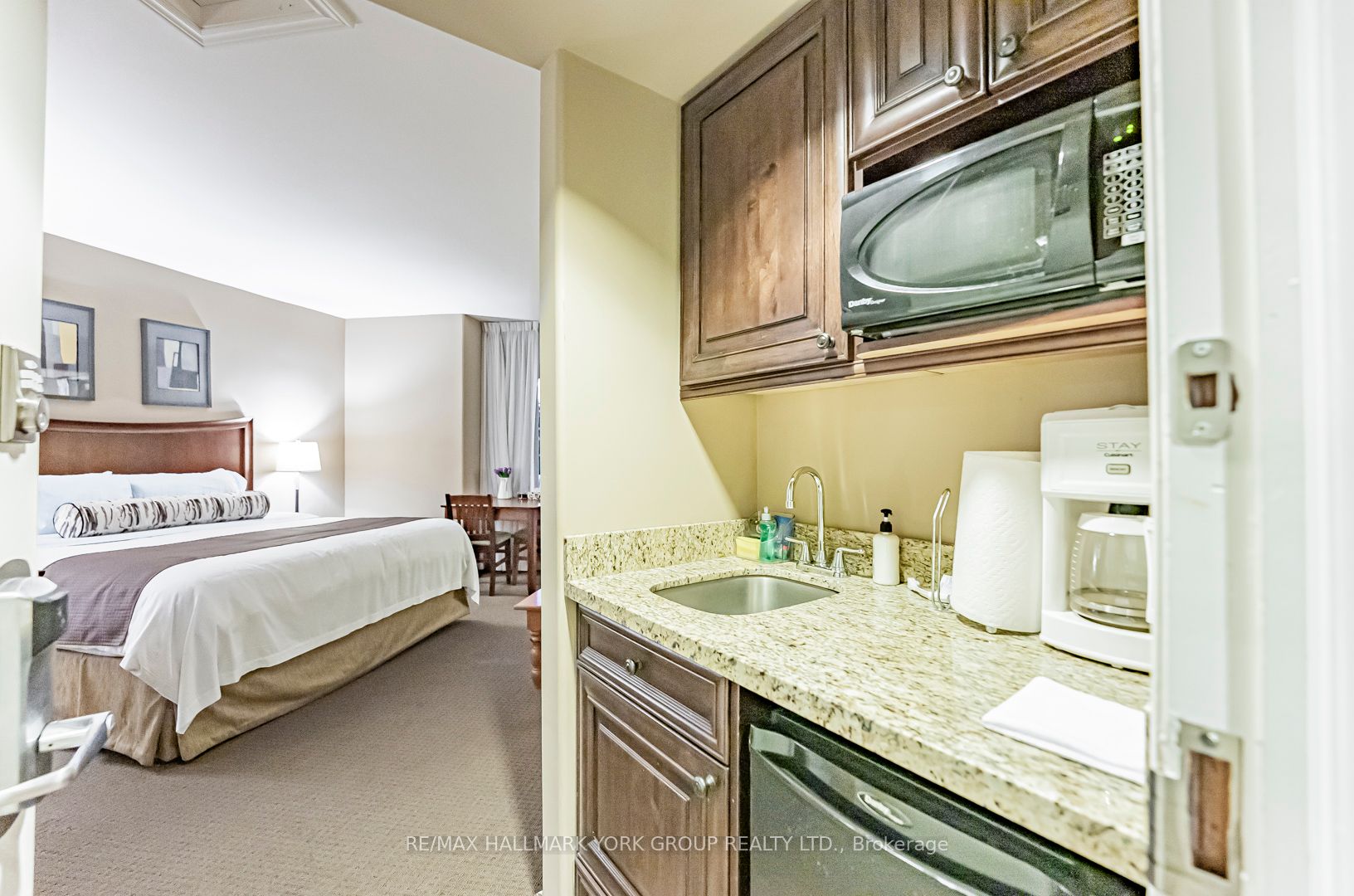 90 Highland Drive #2286