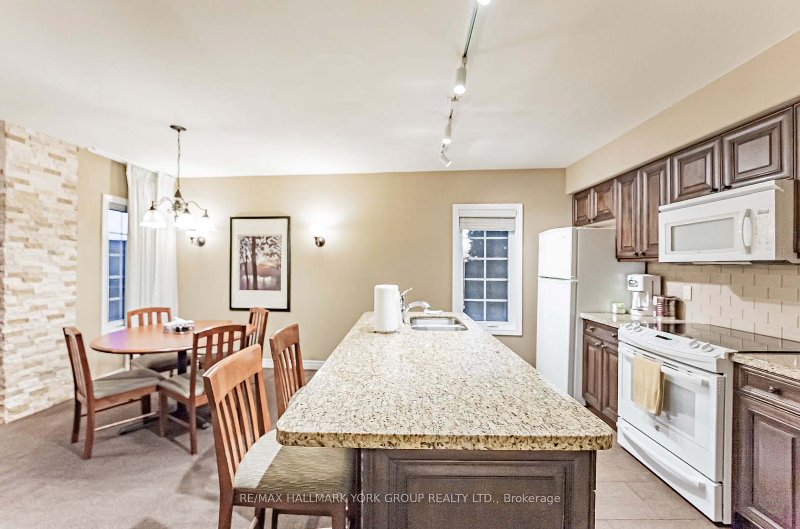 90 Highland Drive #2286
