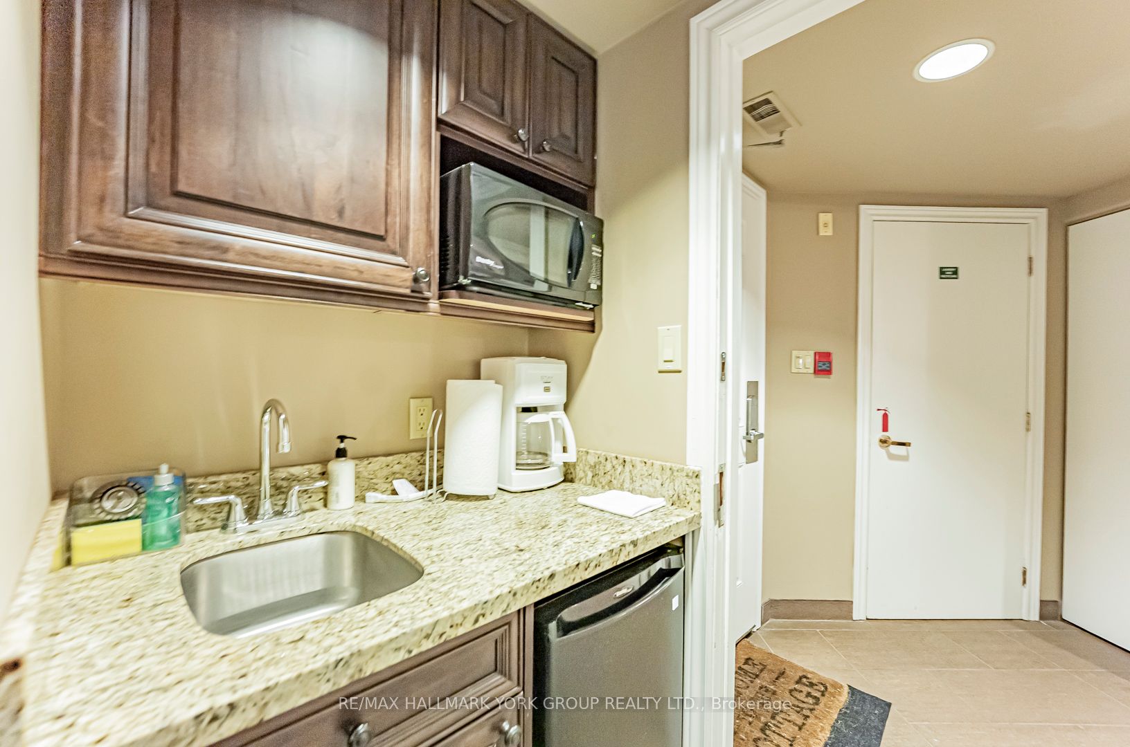 90 Highland Drive #2286