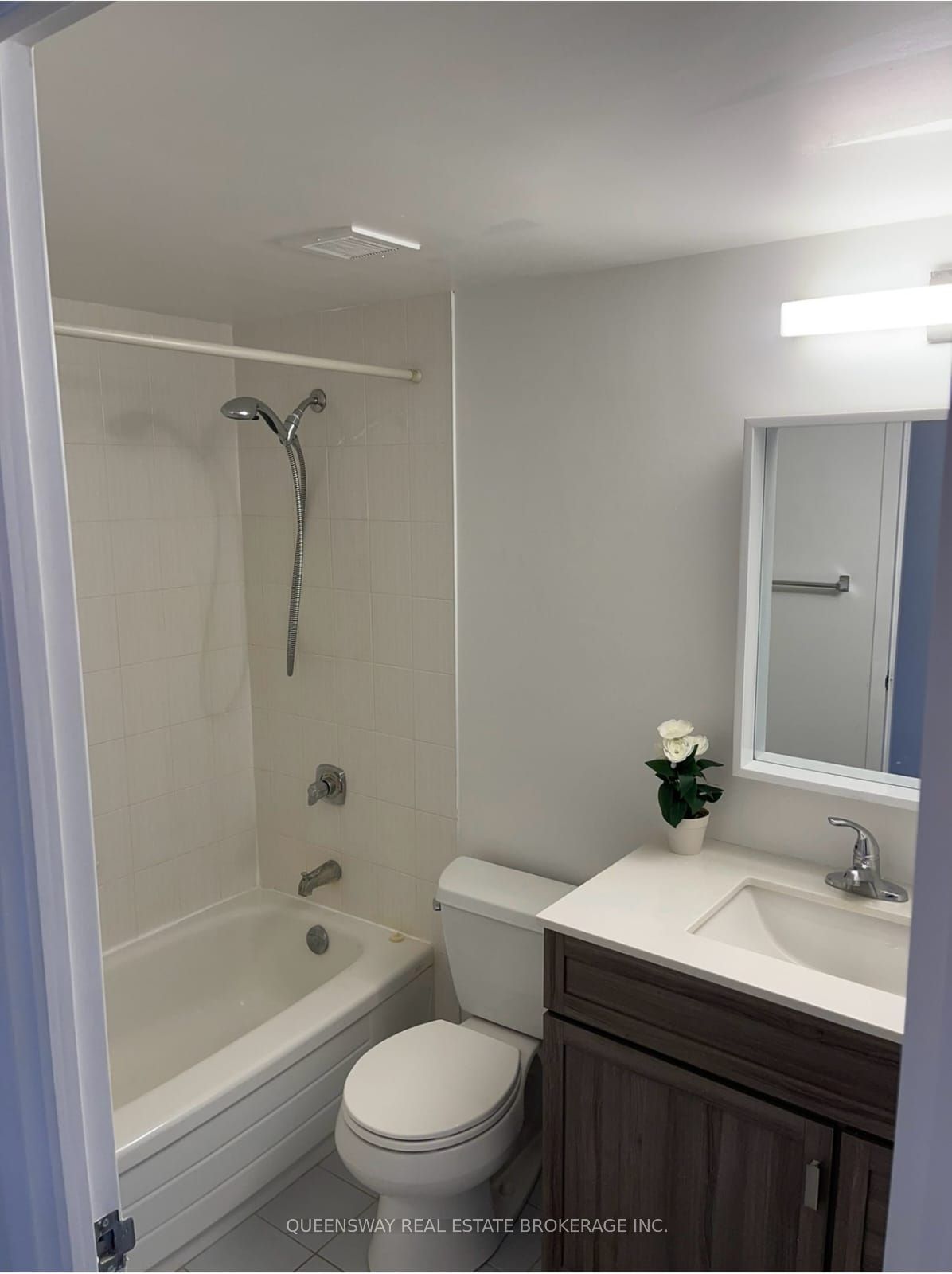 75 Ellen Street, #904