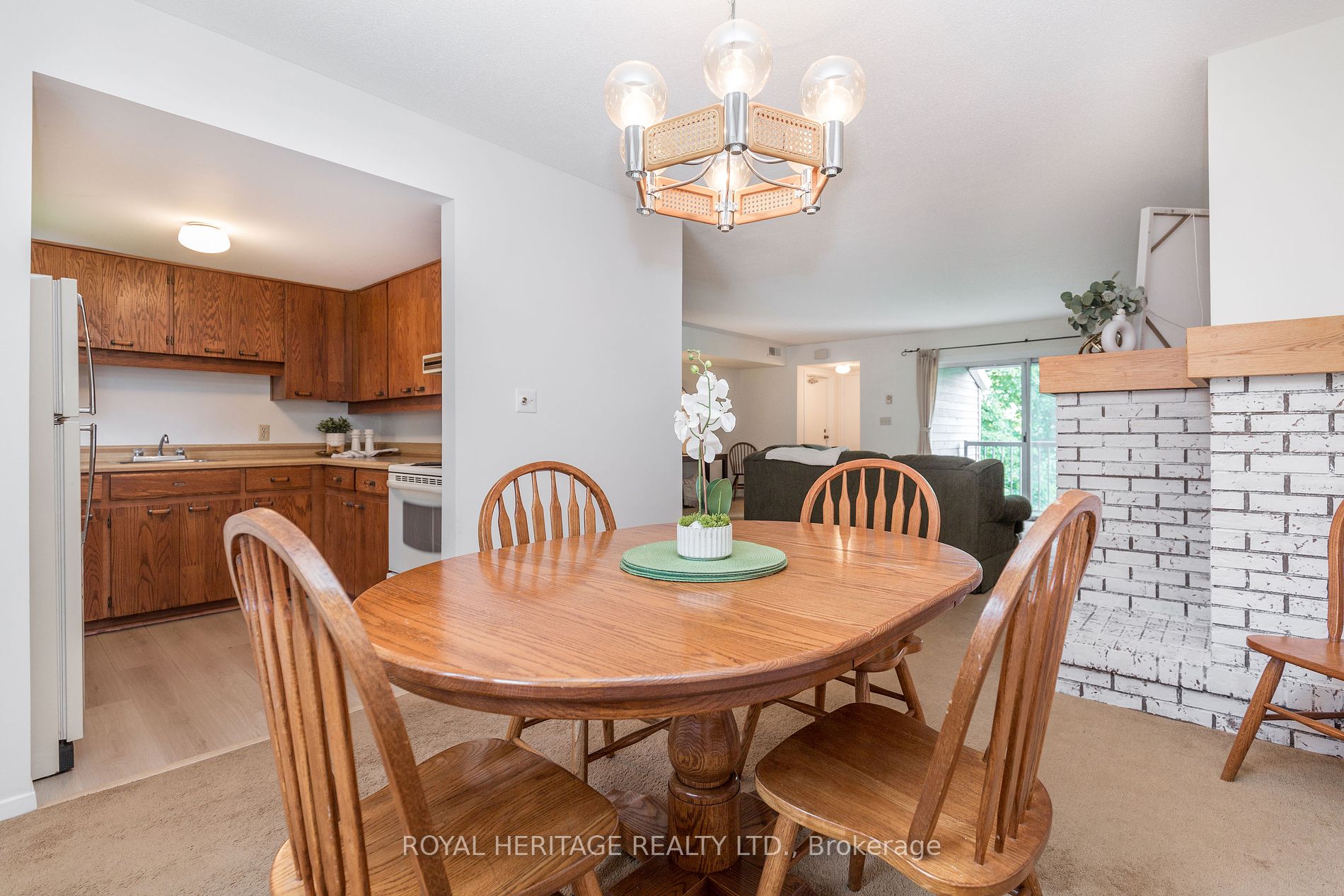 1102 Horseshoe Valley Road W, #311