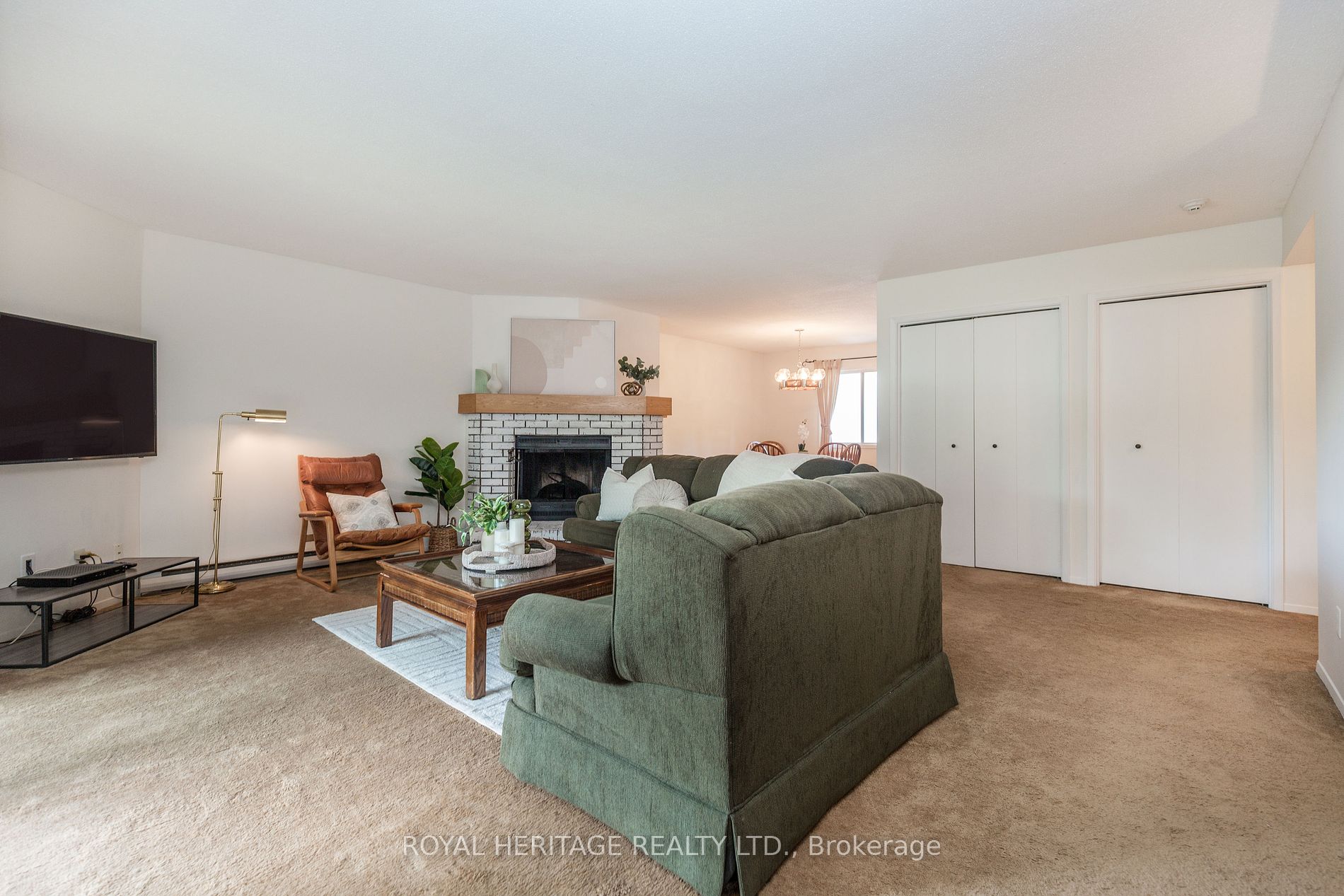 1102 Horseshoe Valley Road W, #311