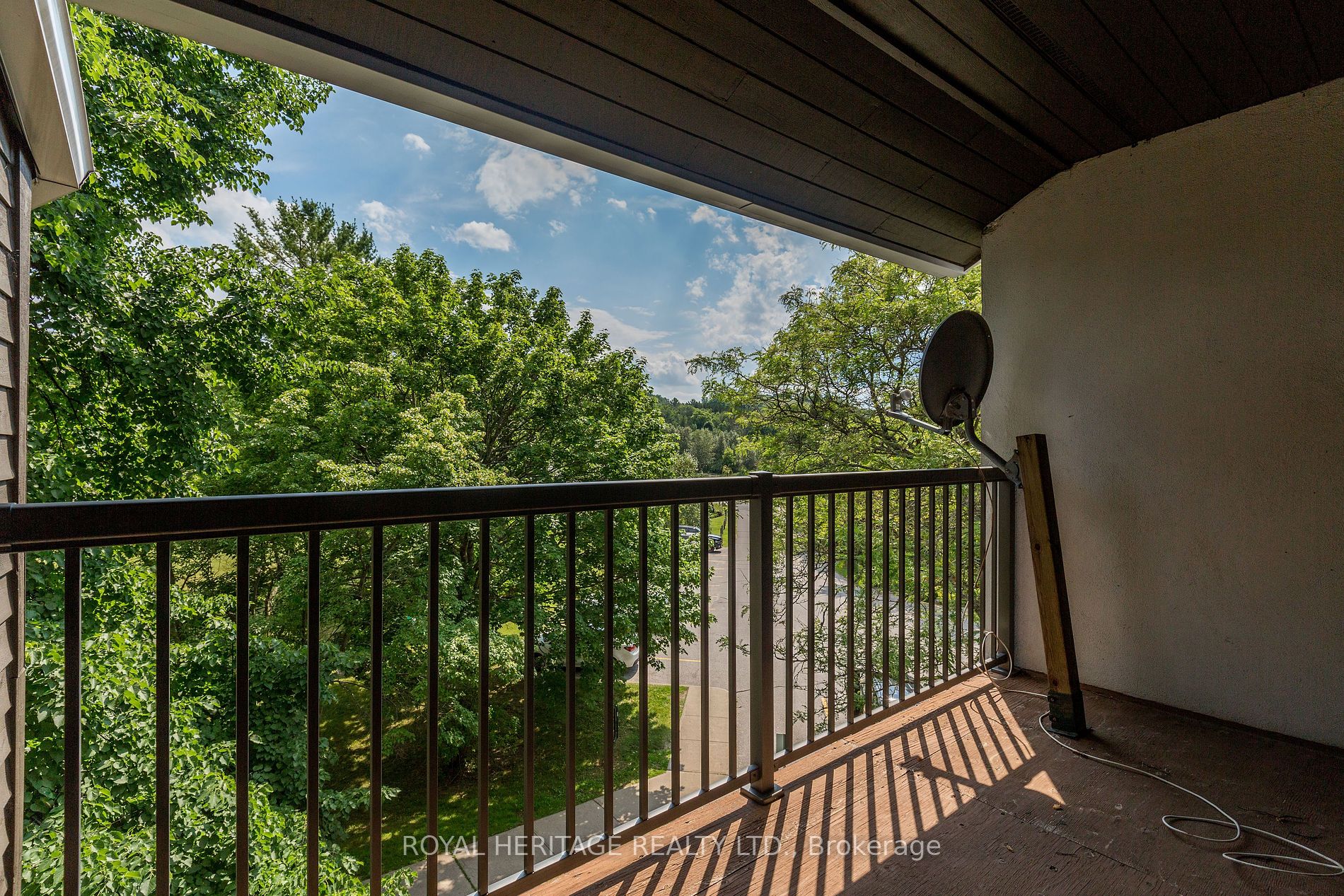 1102 Horseshoe Valley Road W, #311