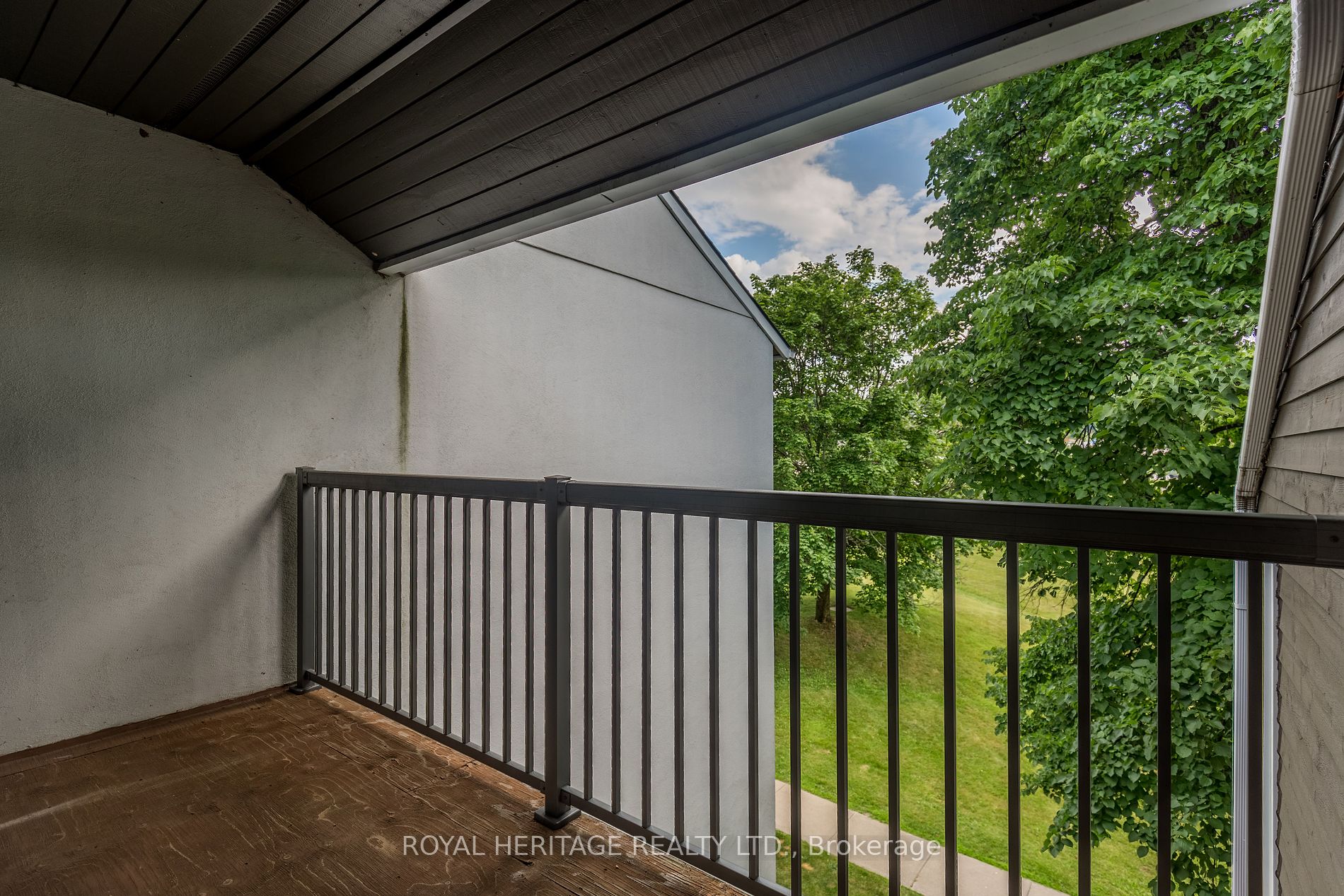 1102 Horseshoe Valley Road W, #311