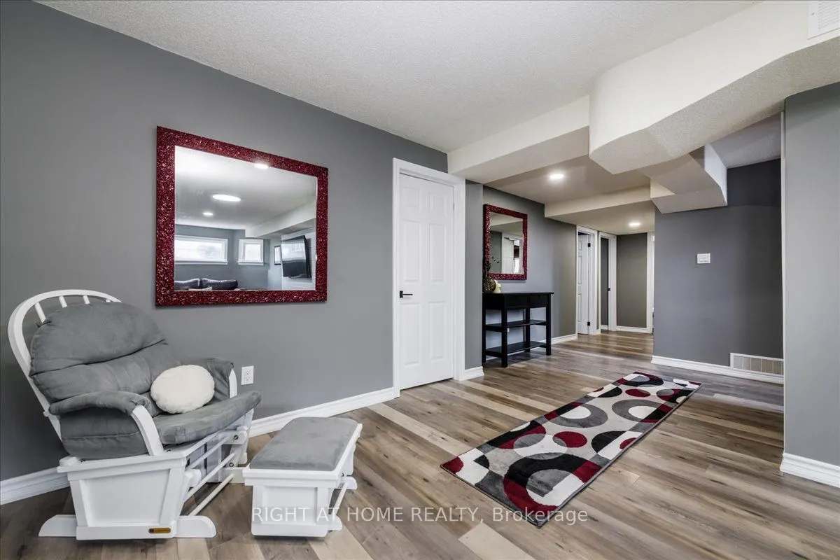 53 Royal Beech Drive