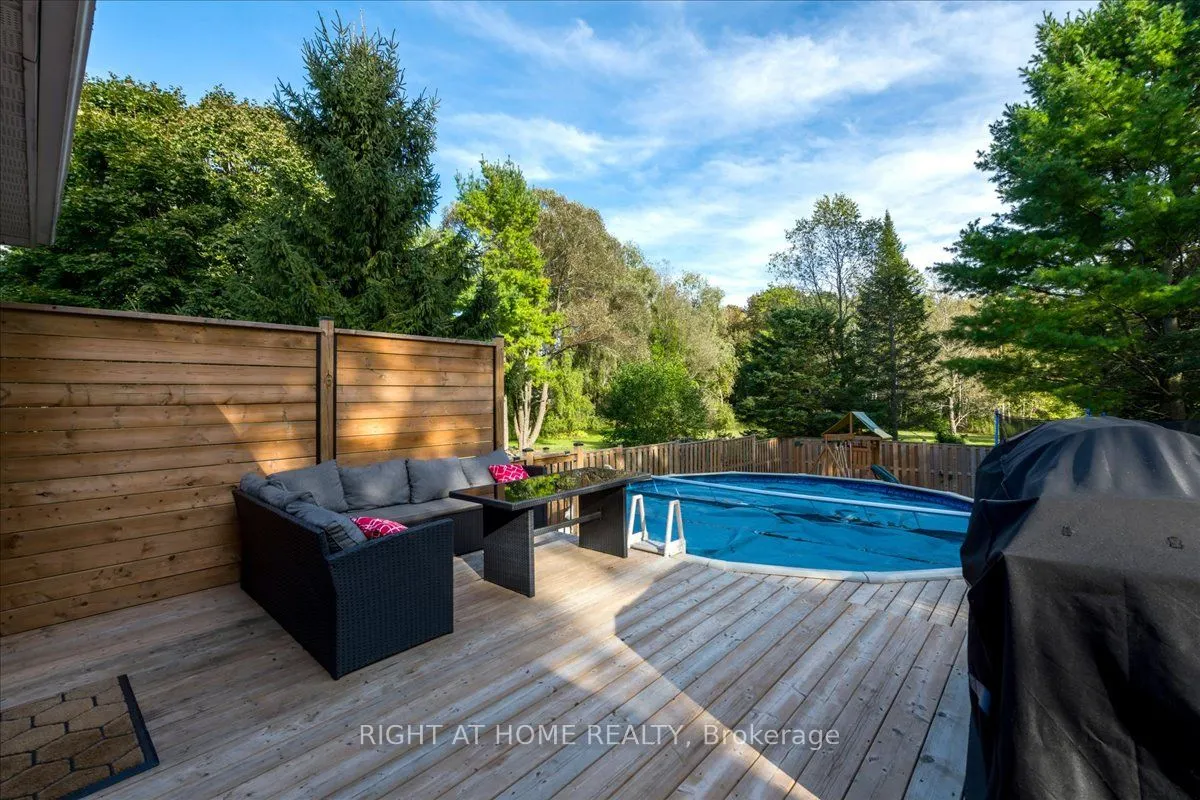 53 Royal Beech Drive