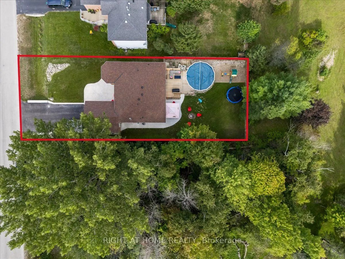 53 Royal Beech Drive