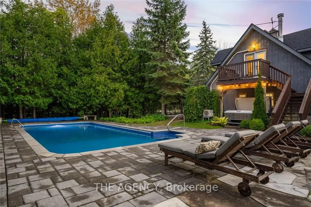 4 Buckingham Boulevard