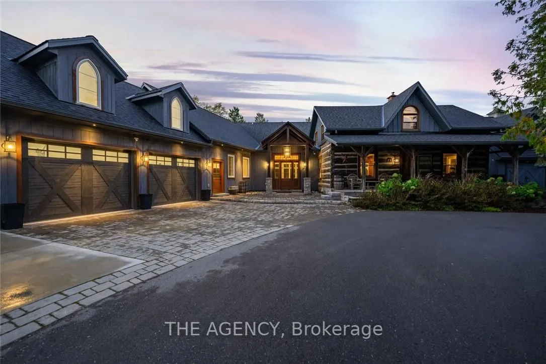 4 Buckingham Boulevard