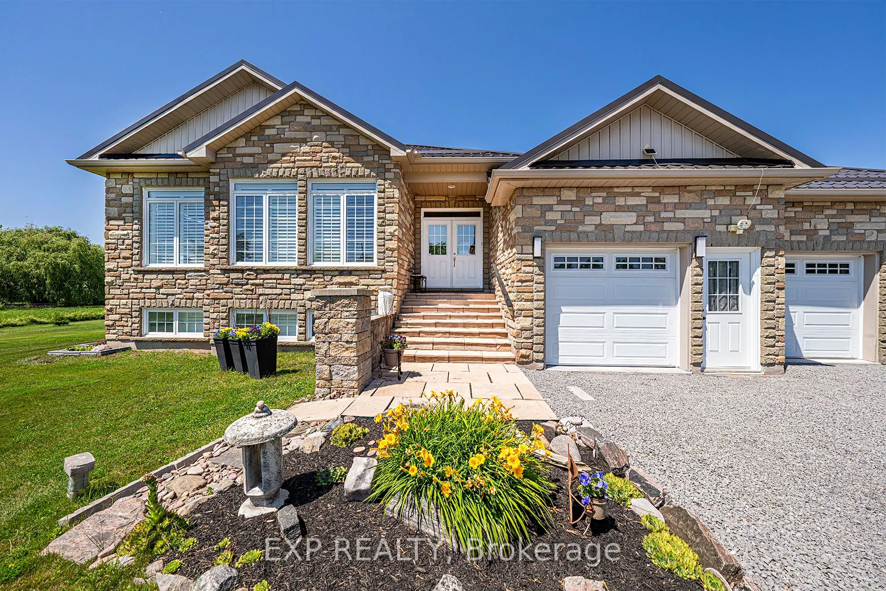 2884 Sunnydale Lane