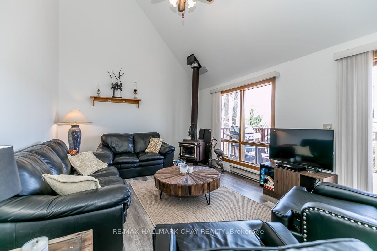 176 Farlain Lake Road E