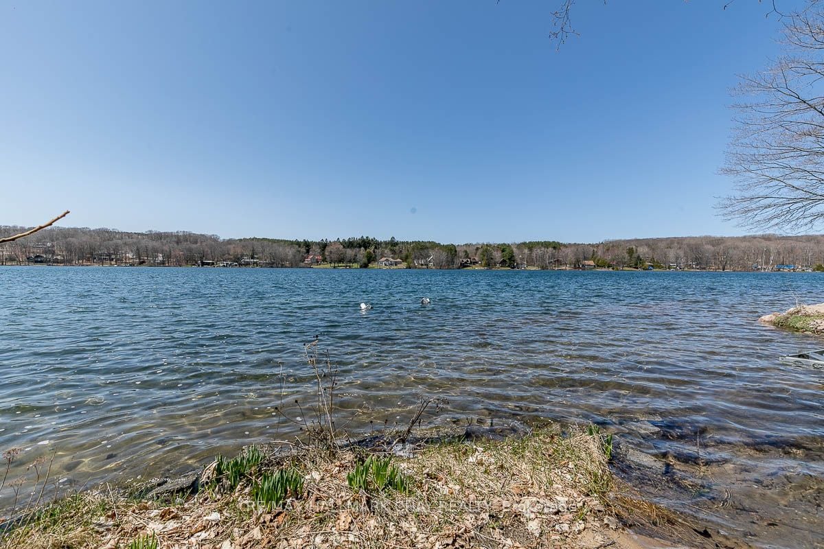 176 Farlain Lake Road E