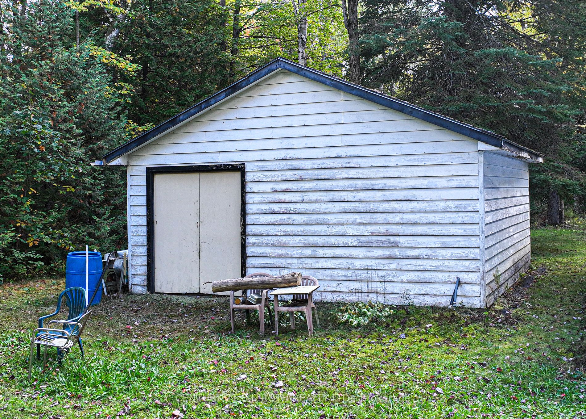 6571 Pioneer Village Lane