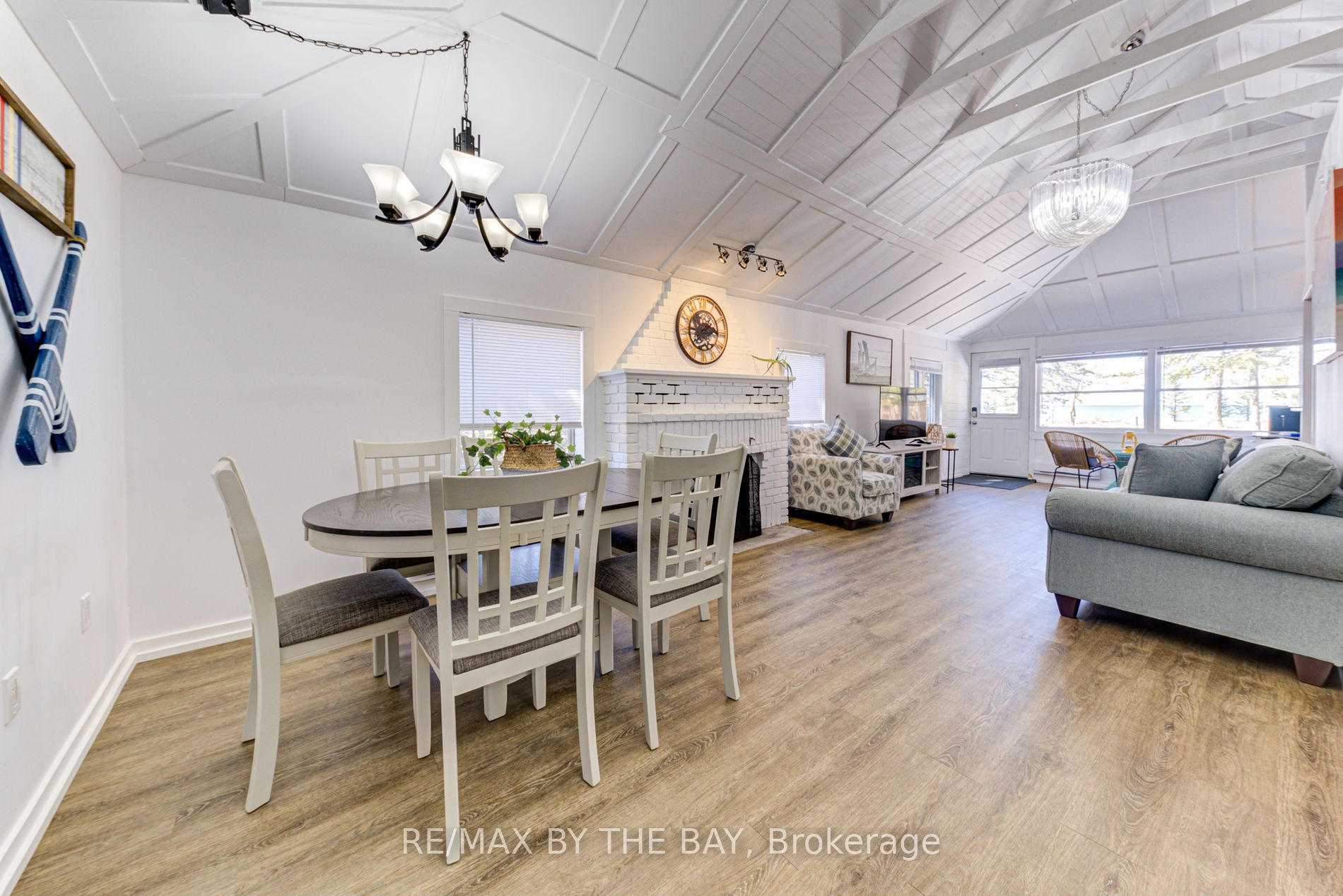 278 Coastline Drive