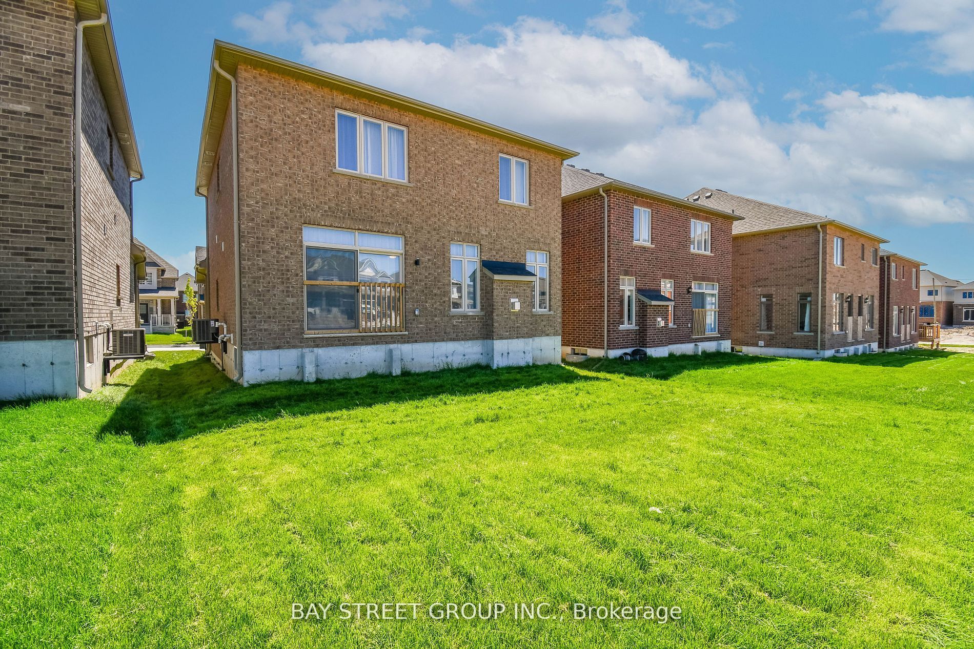 9 Copperhill Heights