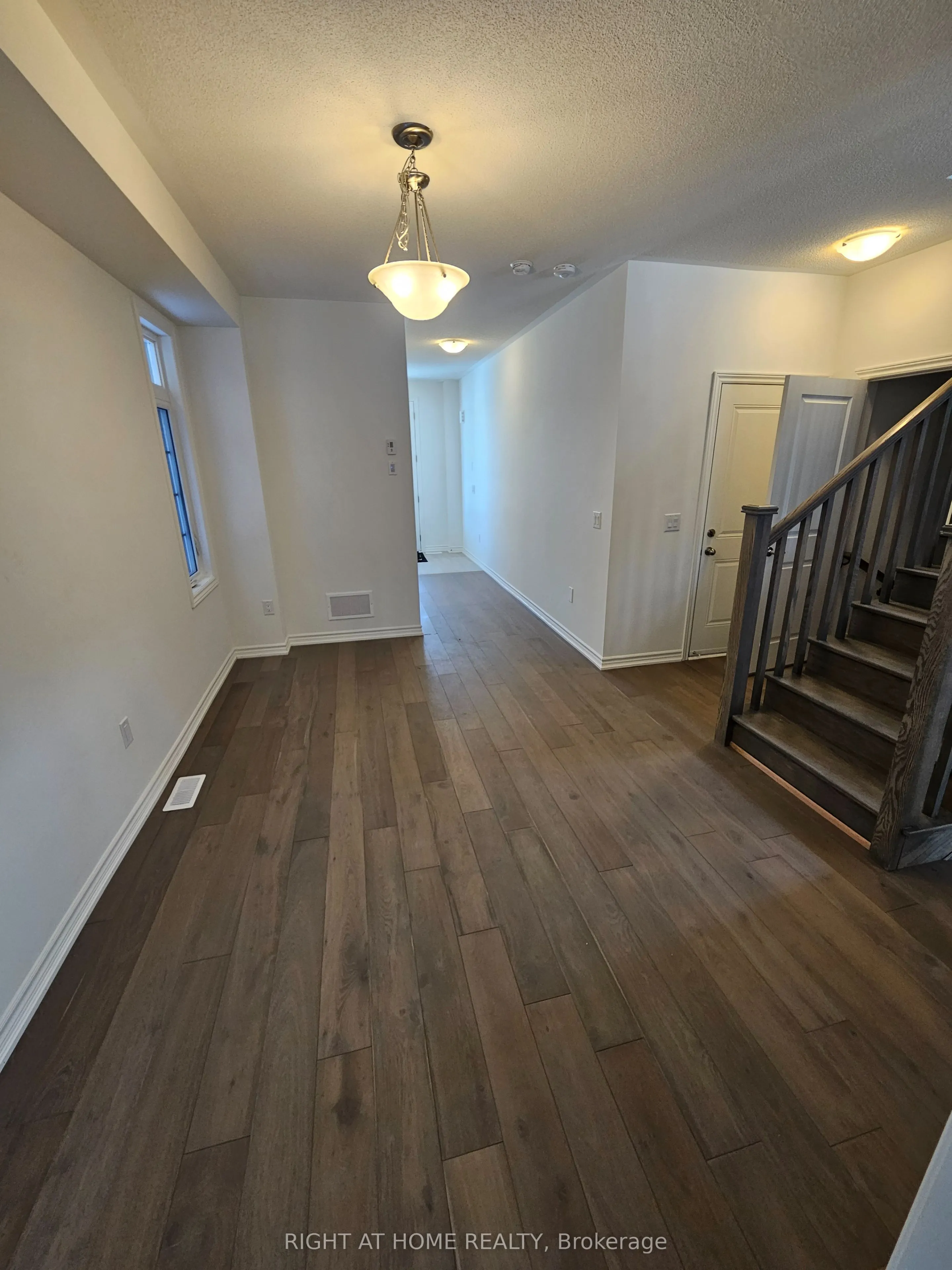 8 Daisy Street