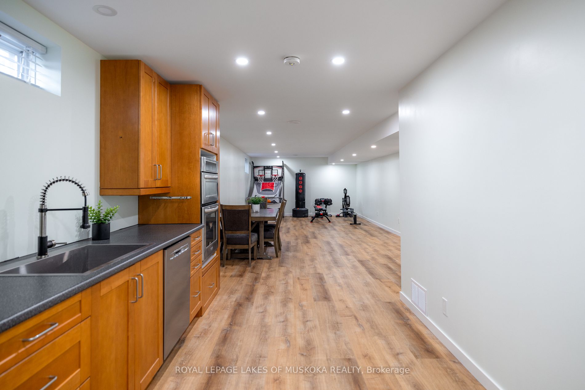 14 Henry Ball Court