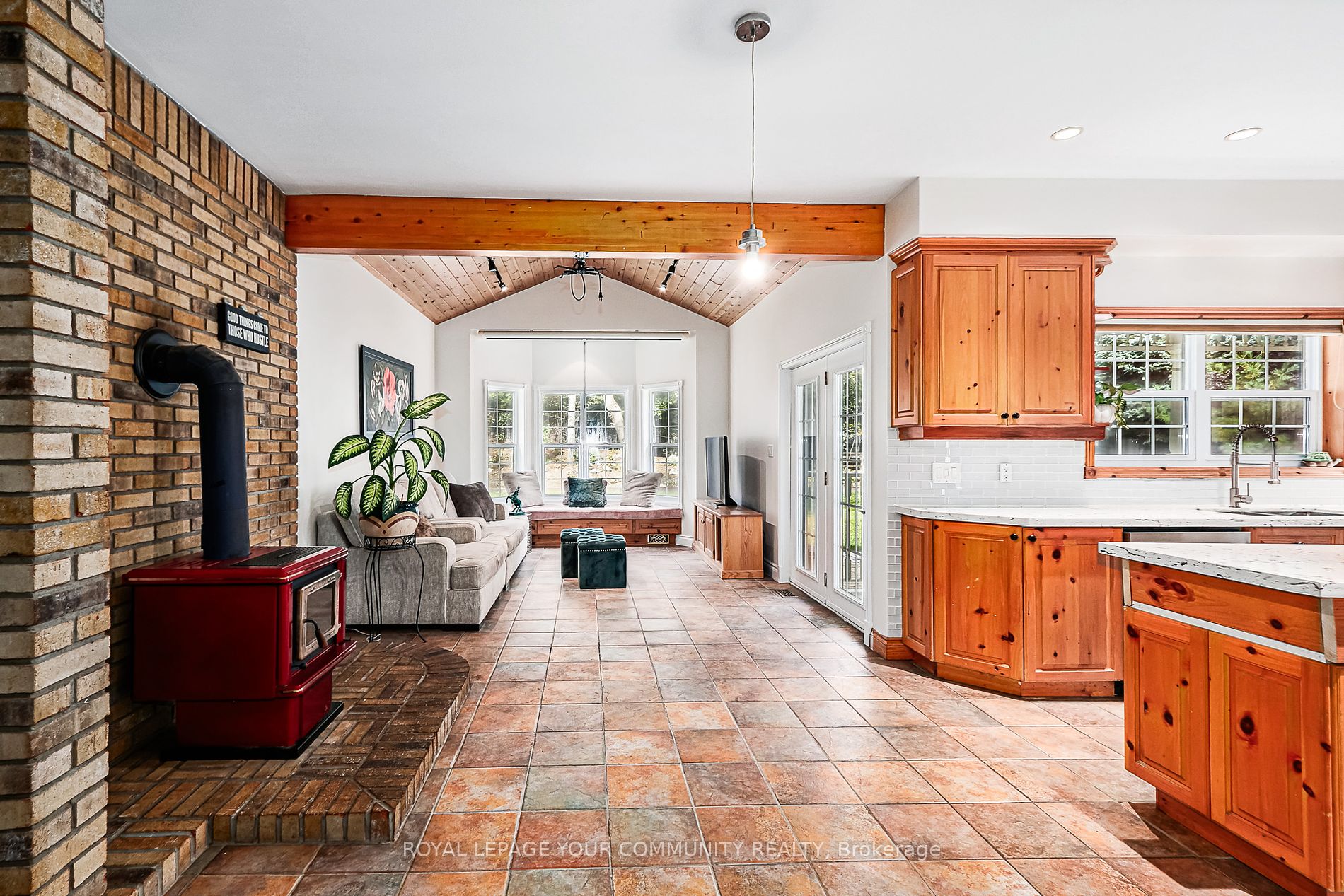 5 Deanna Drive