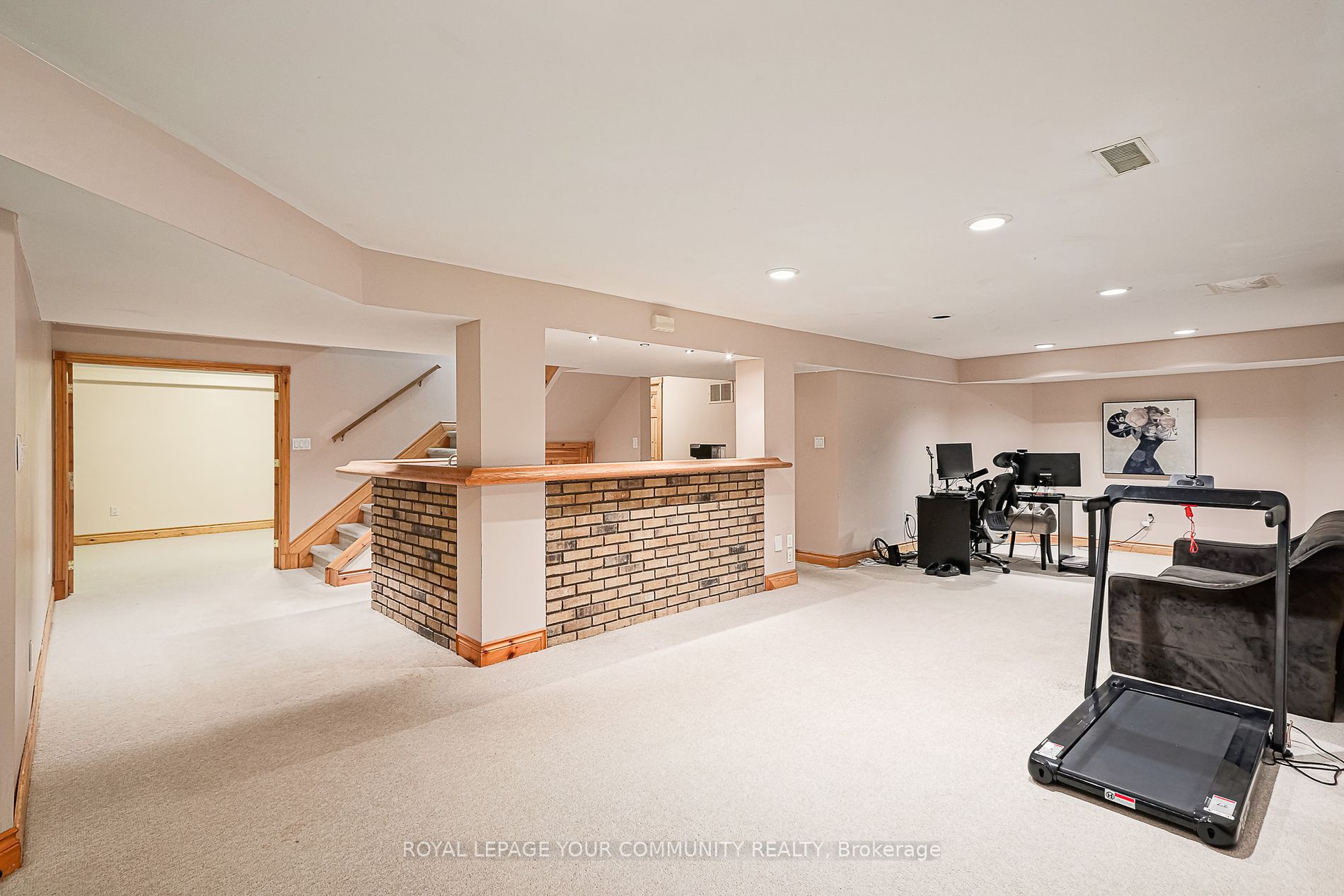 5 Deanna Drive