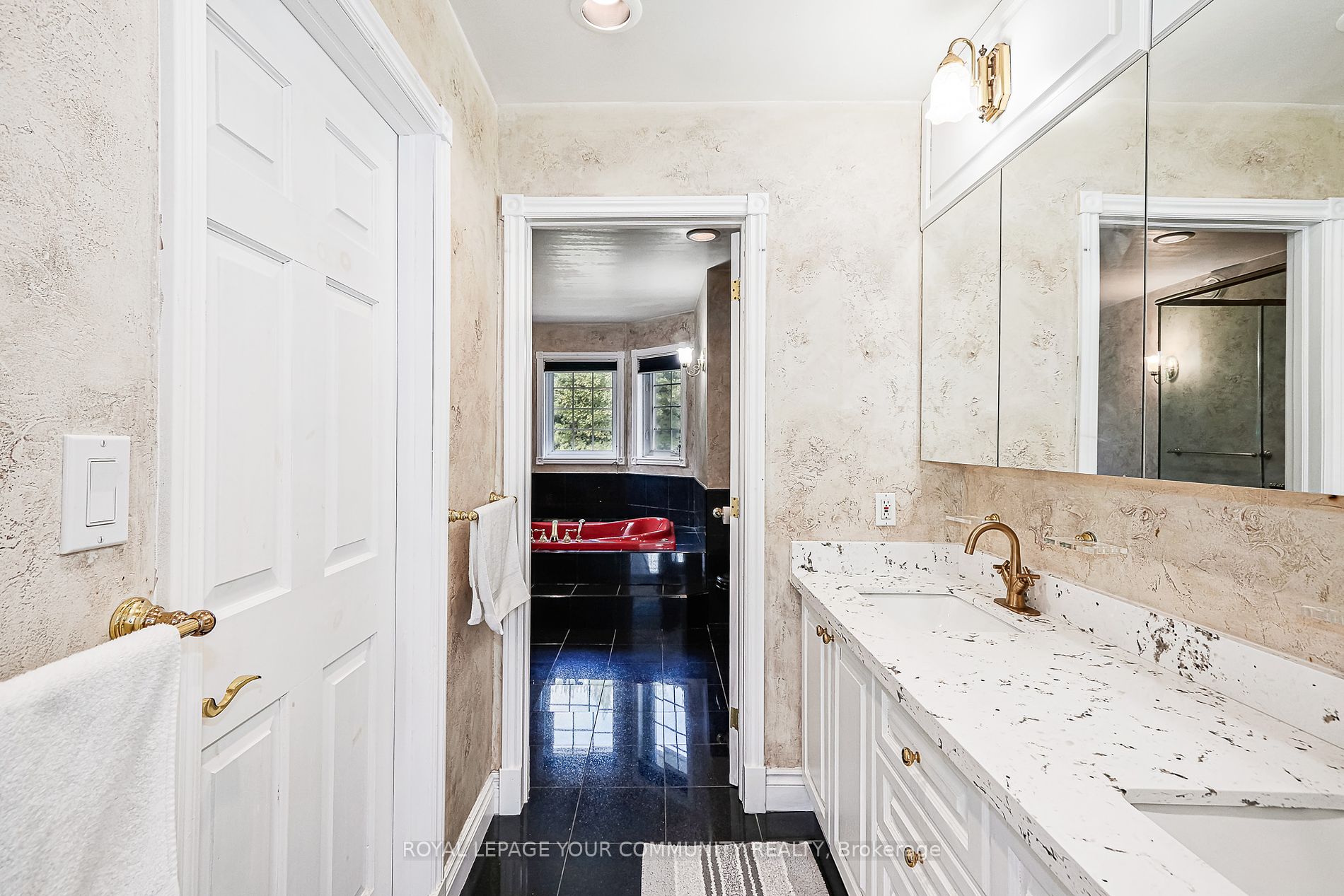 5 Deanna Drive