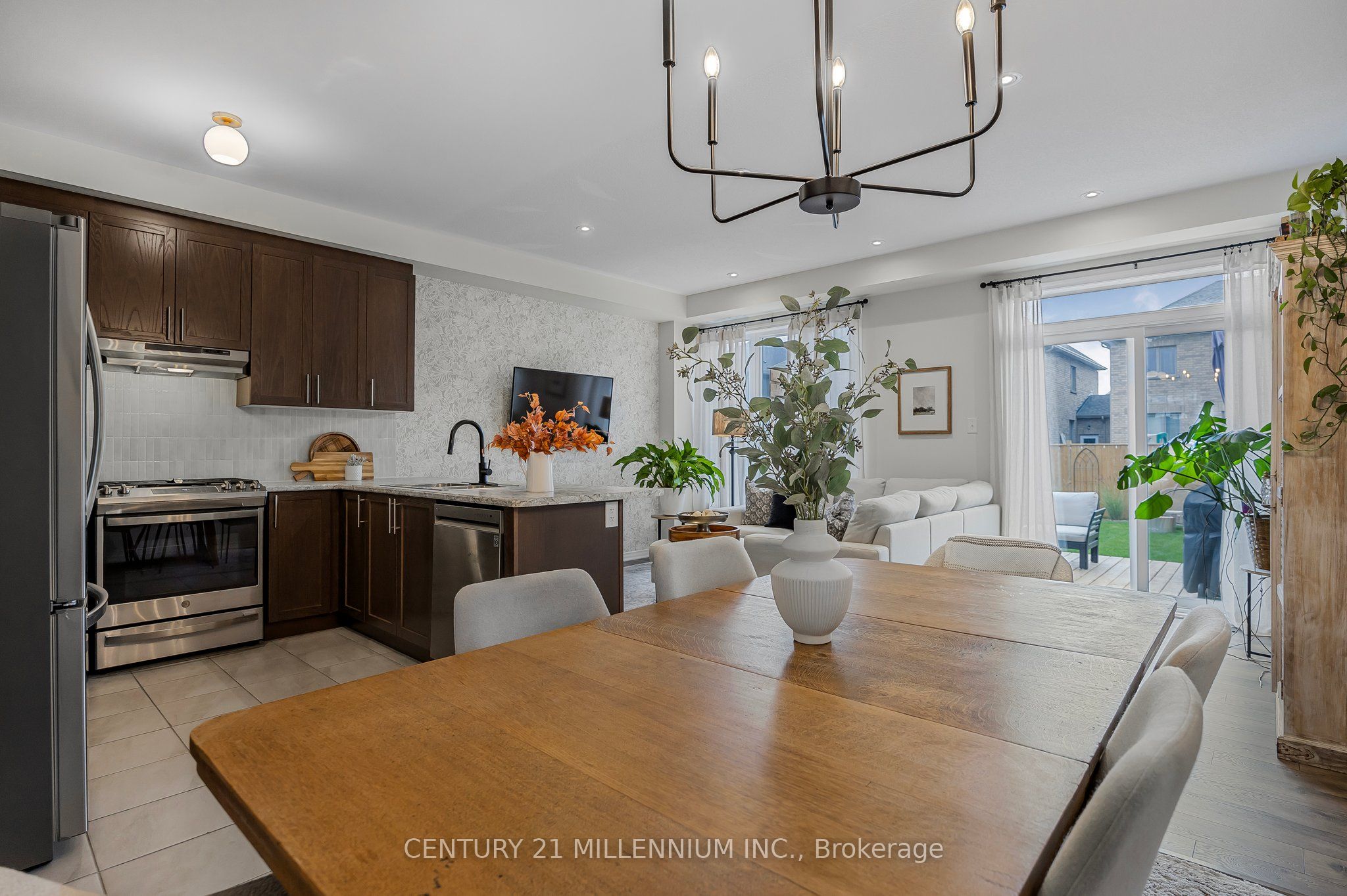 25 Kirby Avenue
