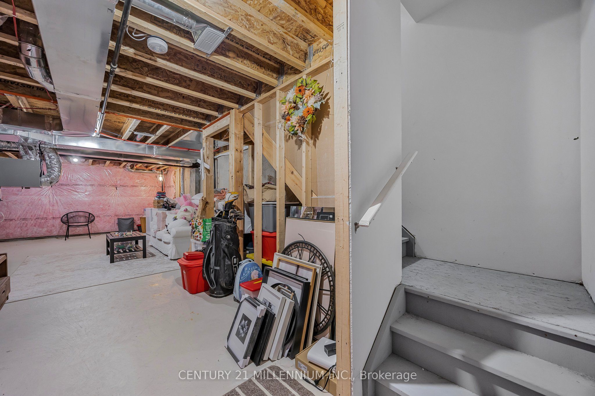 25 Kirby Avenue