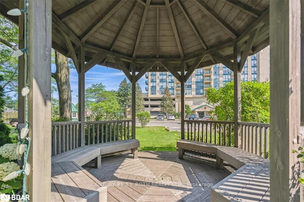 65 ELLEN Street, #808
