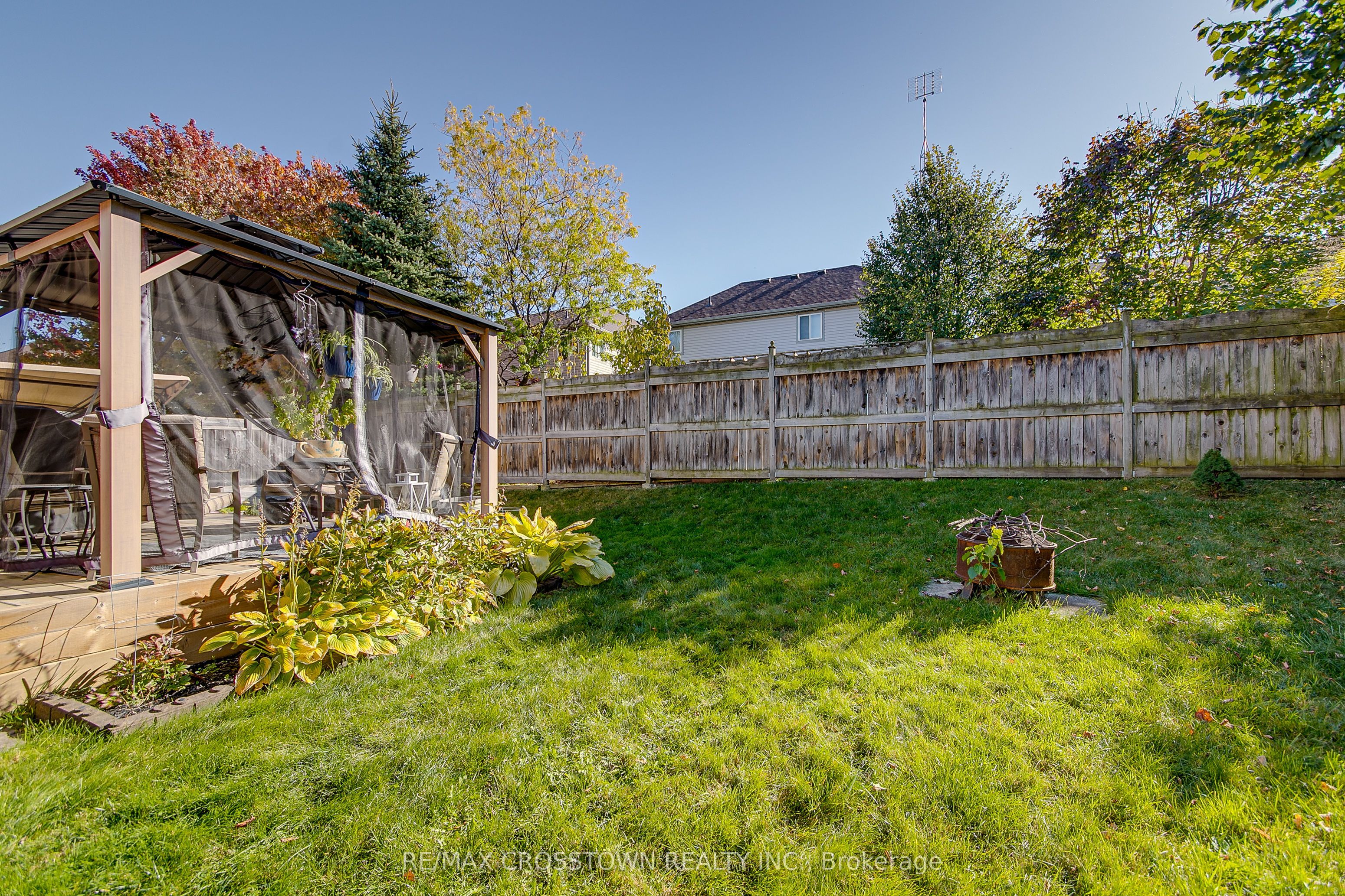 117 Bentley Crescent