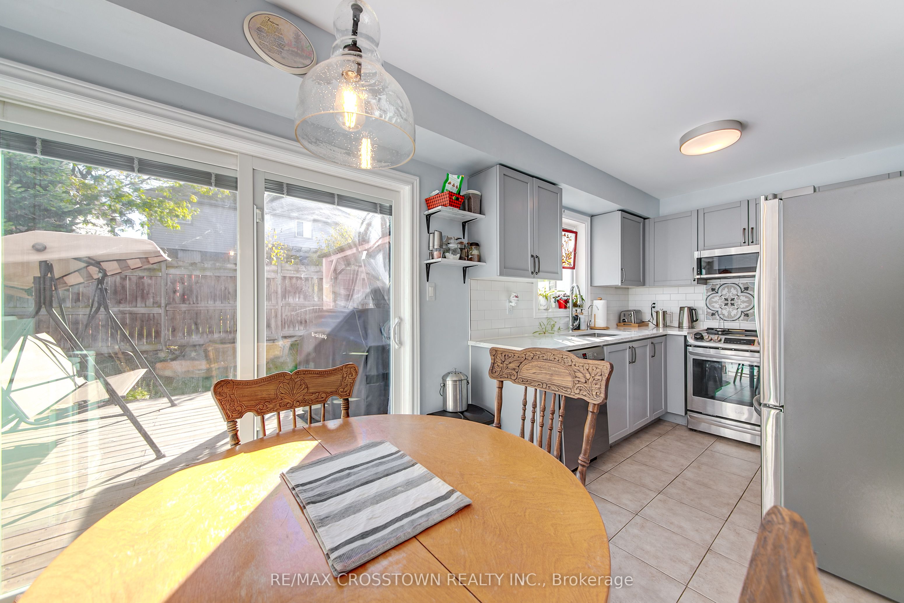 117 Bentley Crescent
