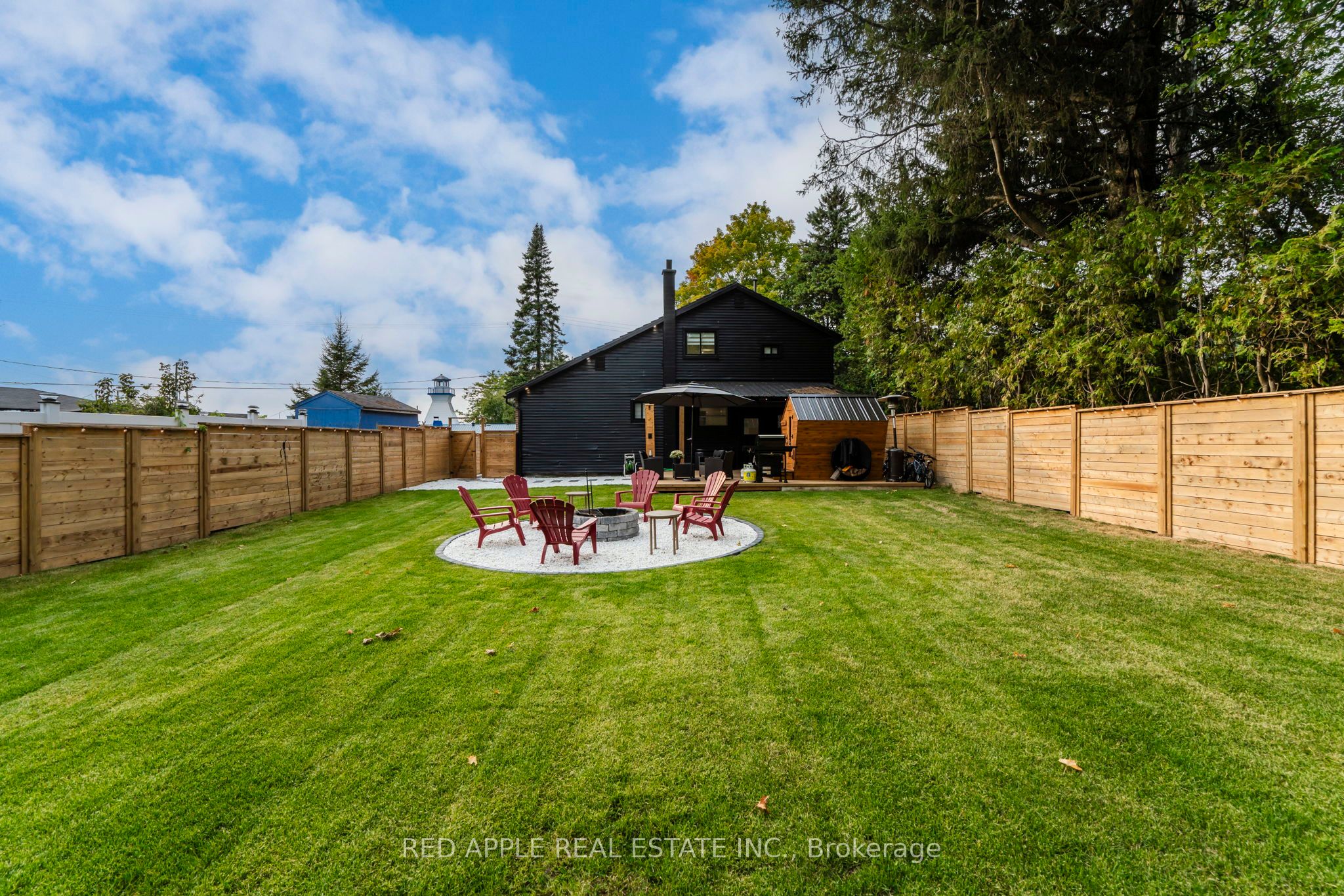 205 Hoyt Avenue