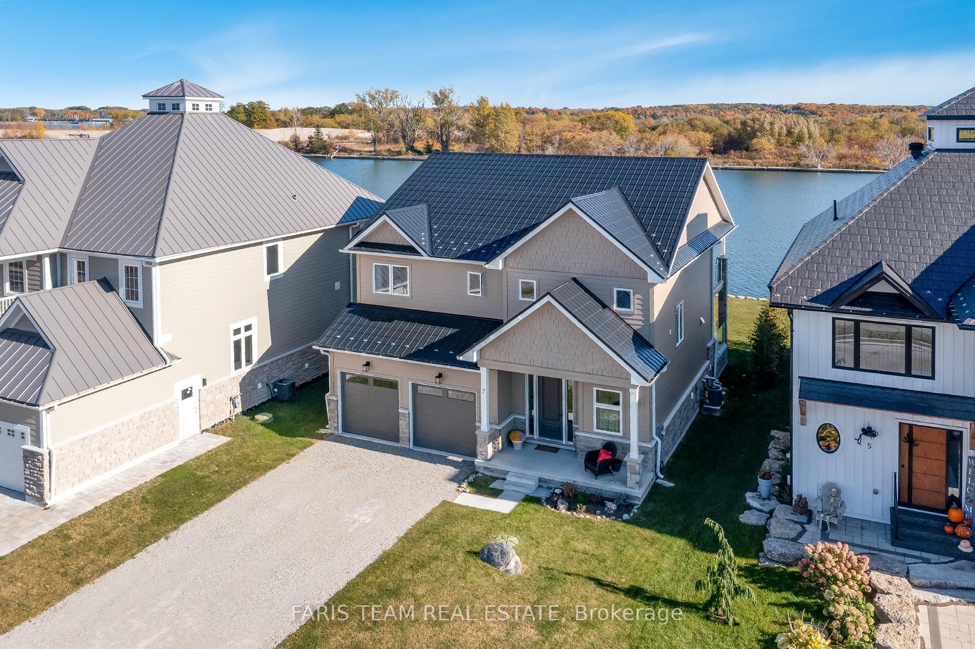 7 Dock Lane