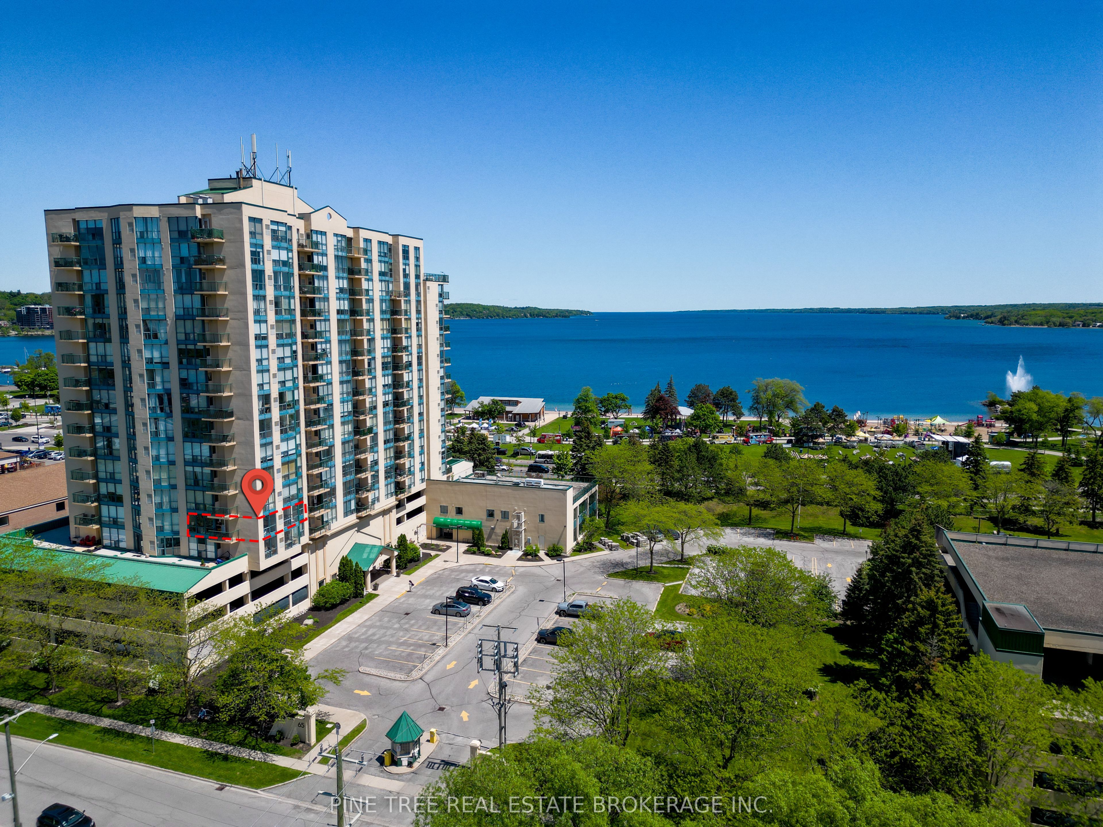 65 Ellen Street, #208