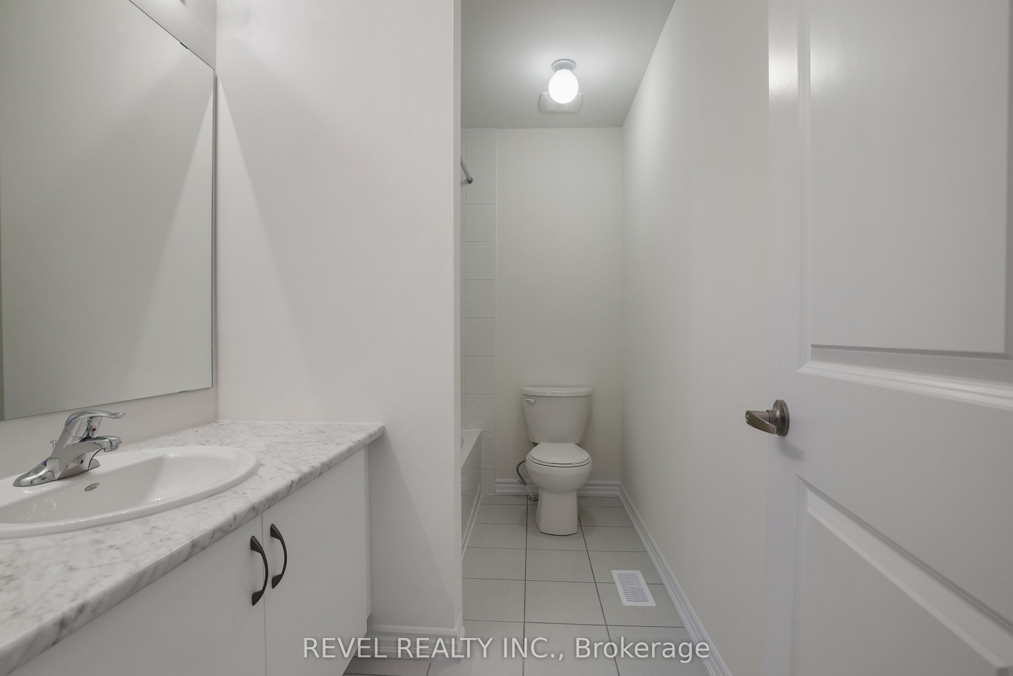 12 Hylton Drive