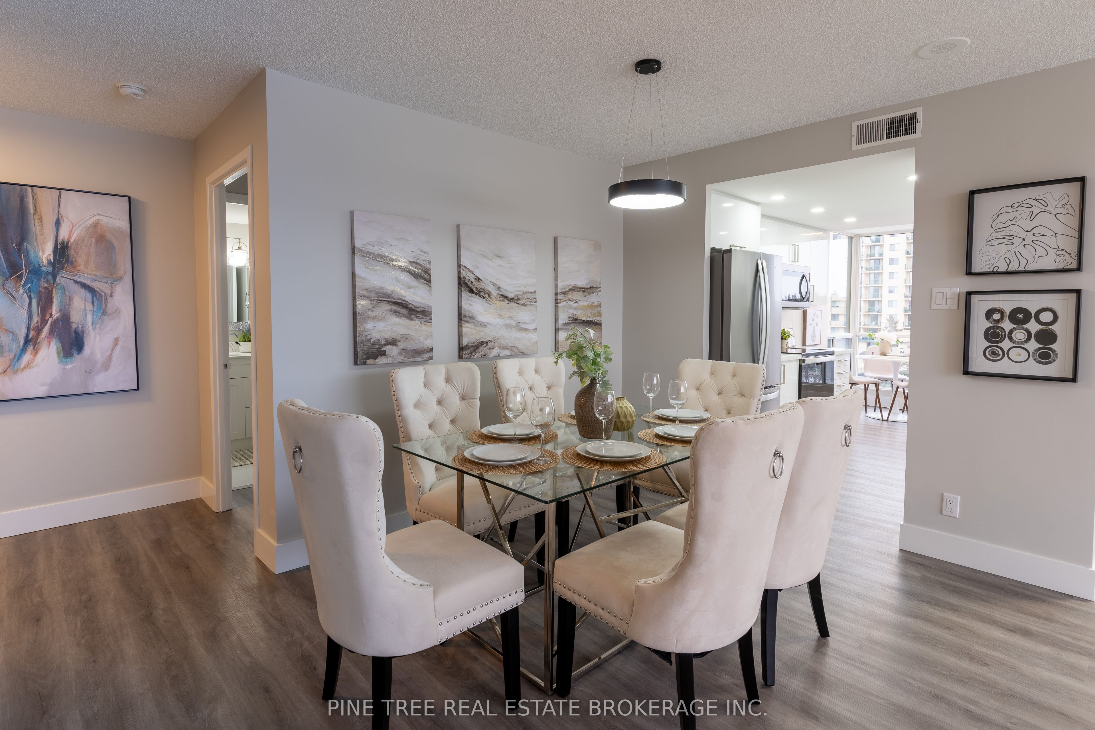65 Ellen Street, #208