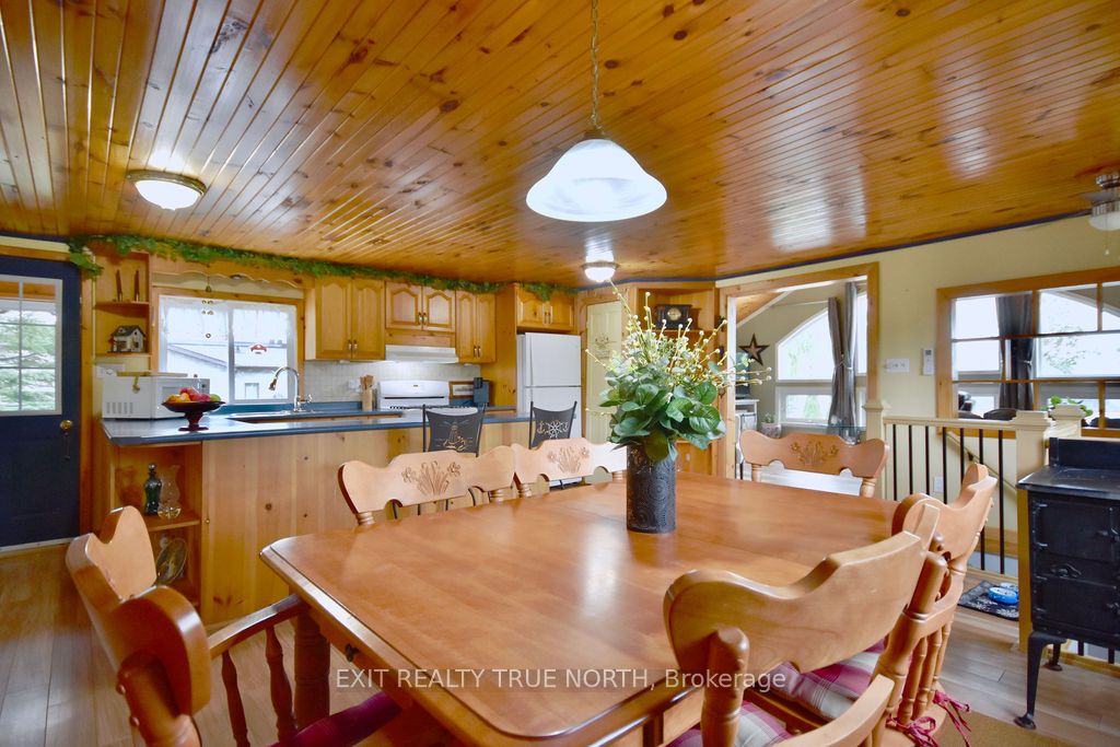 5632 Penetanguishene Road