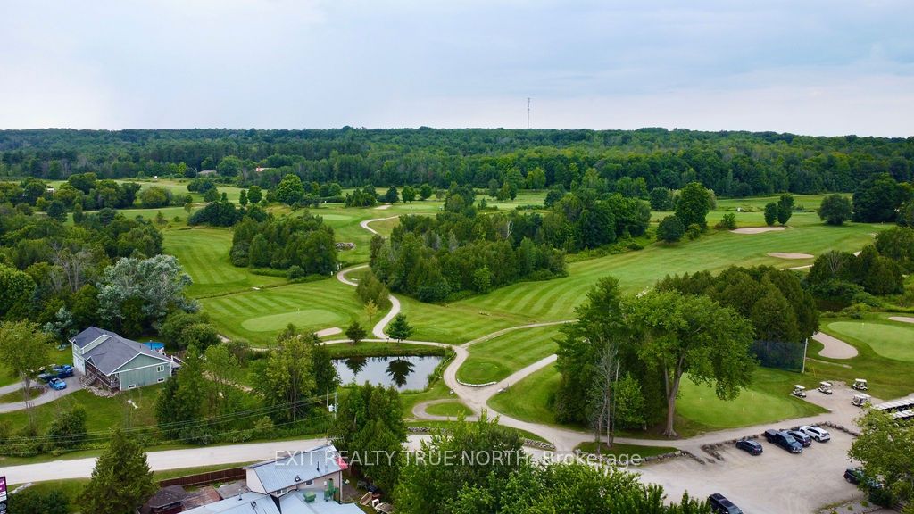 5632 Penetanguishene Road