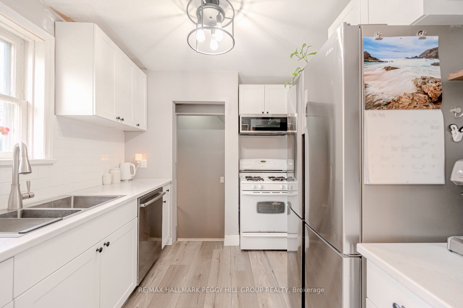 1556 Flos Rd 4 W