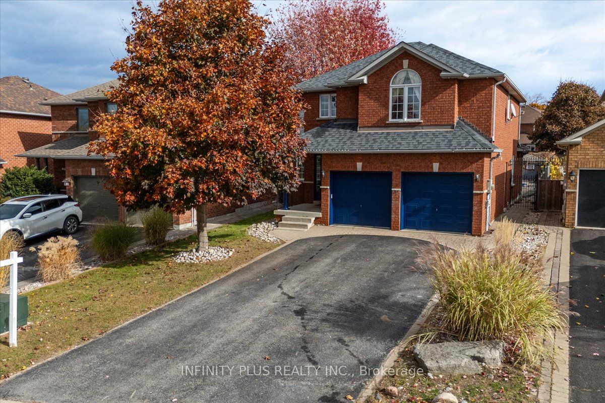 10 Sandalwood Court